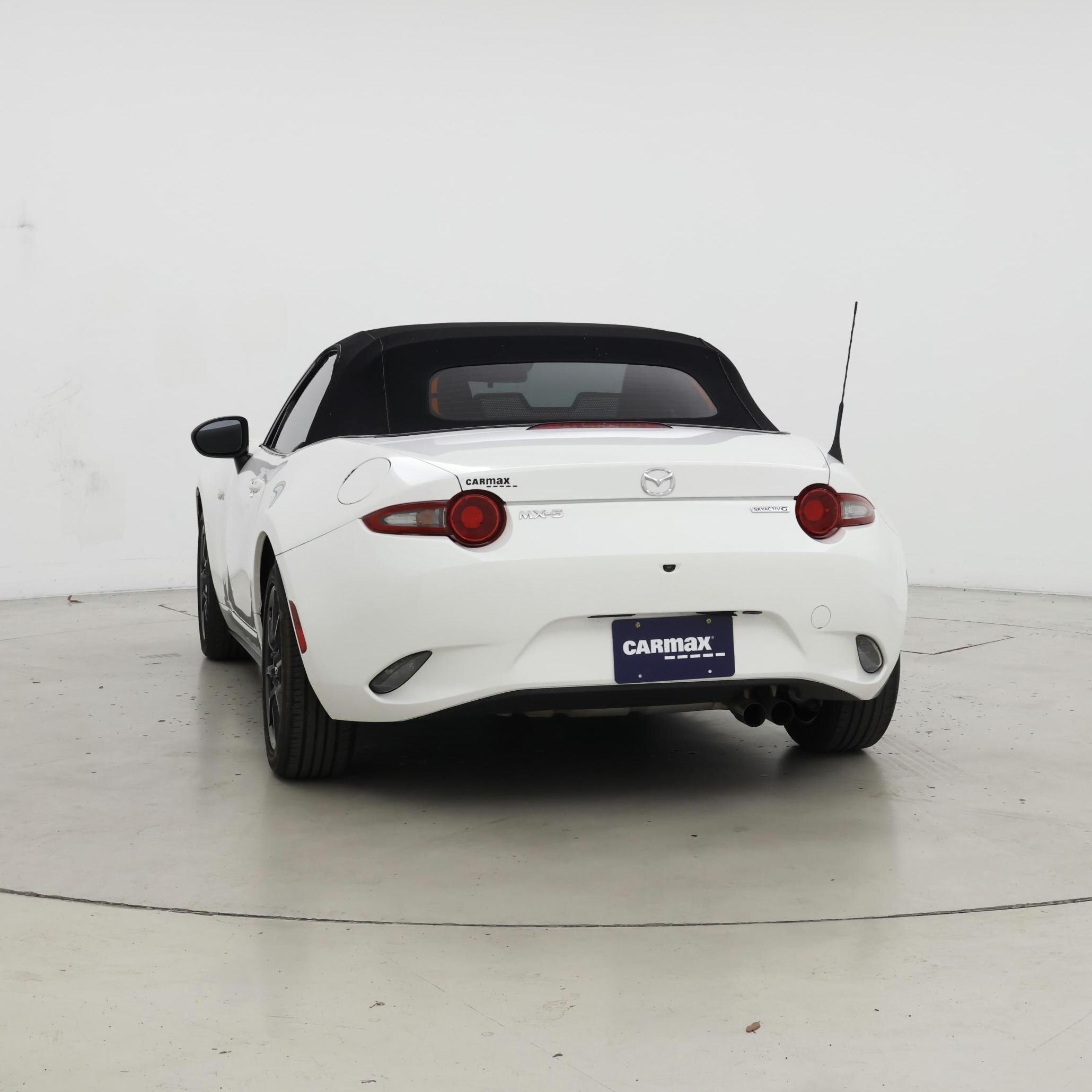 Thumbnail: 2021 Mazda MX-5 Miata - 6