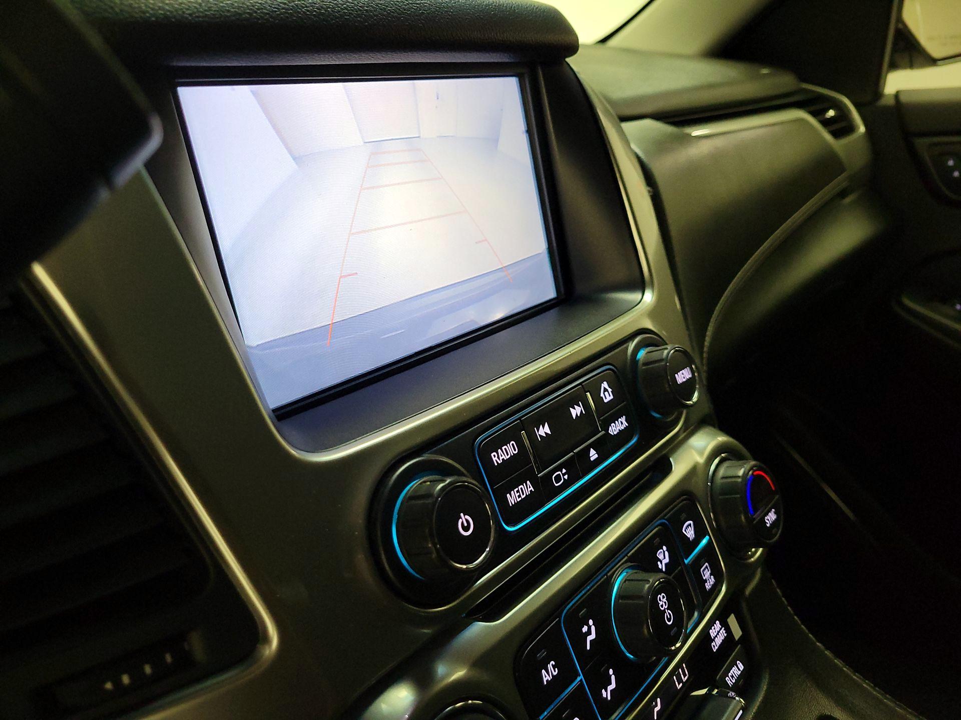 Thumbnail: 2019 Chevrolet Tahoe - 14