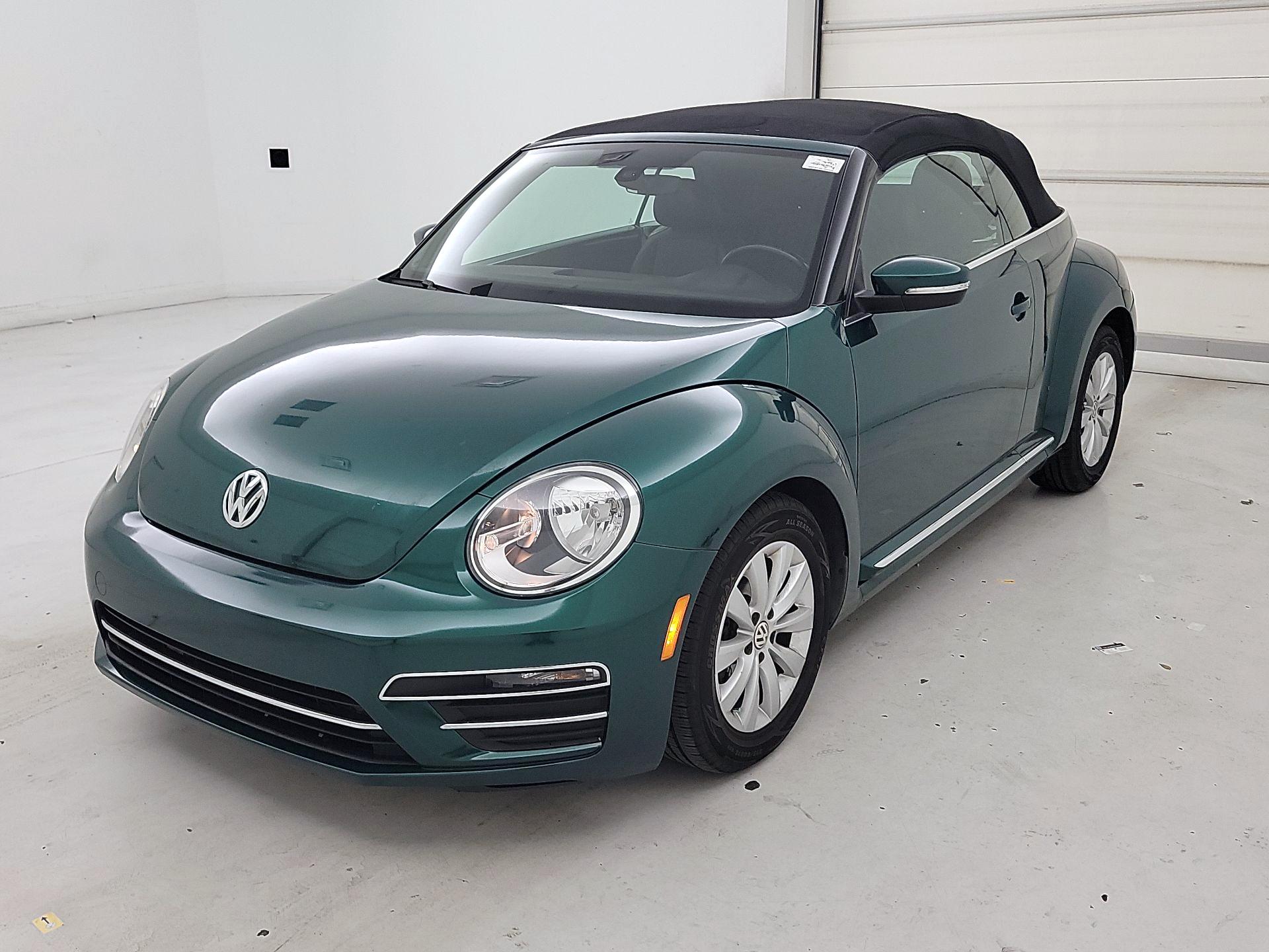 Thumbnail: 2017 Volkswagen Beetle - 3