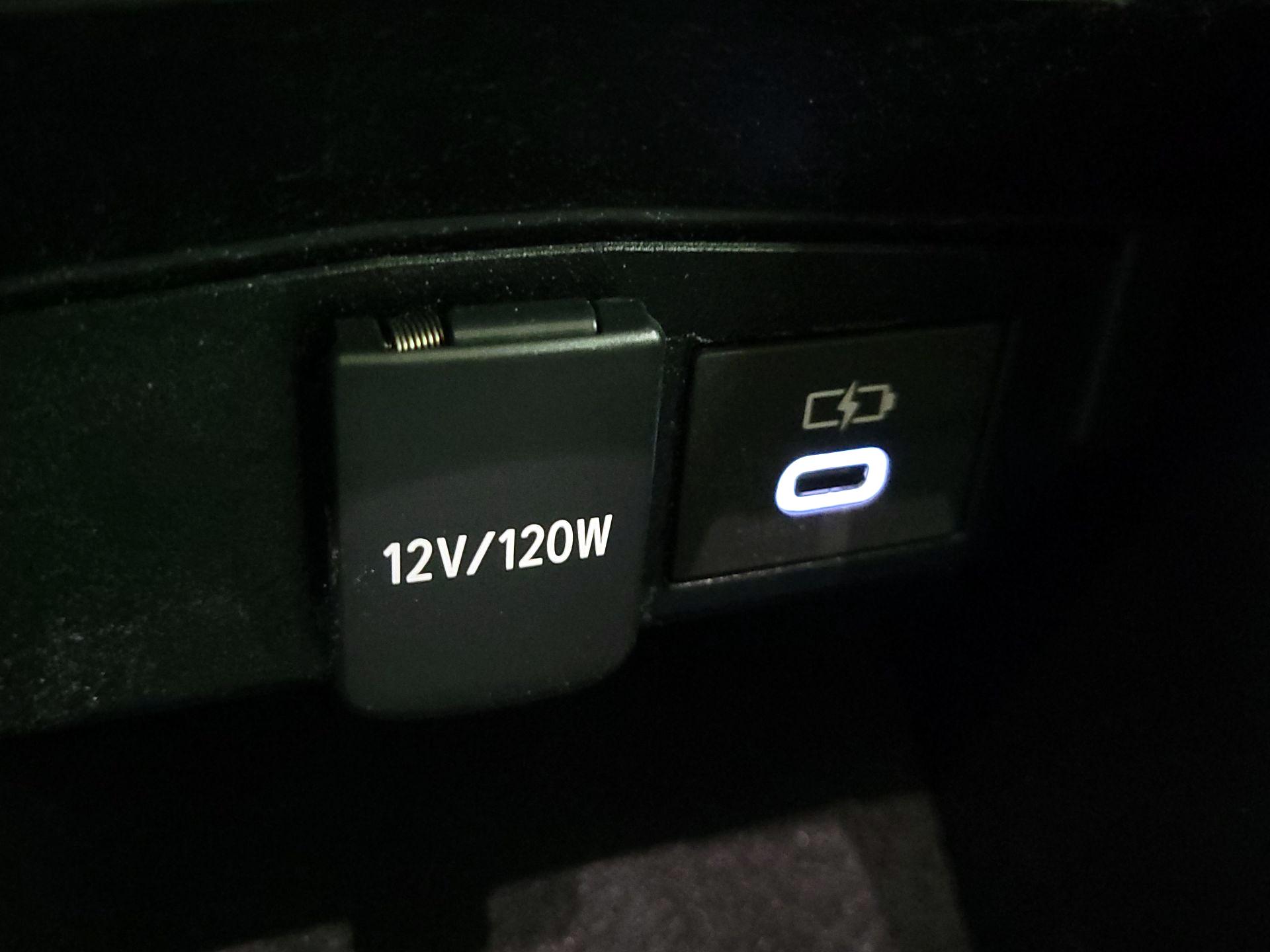 Thumbnail: 2025 Toyota Corolla - 19