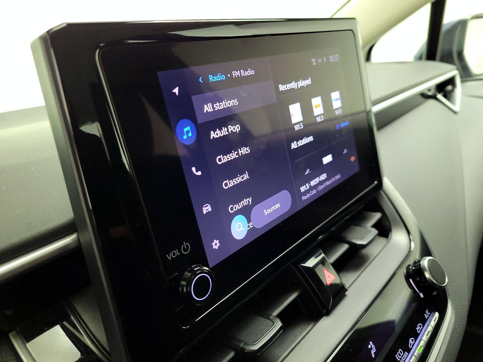 Thumbnail: 2023 Toyota Corolla - 16