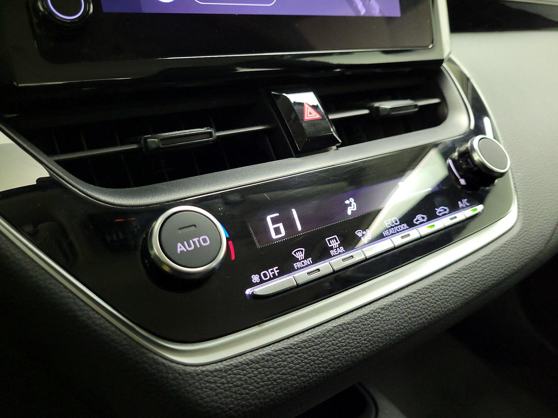 Thumbnail: 2023 Toyota Corolla - 17