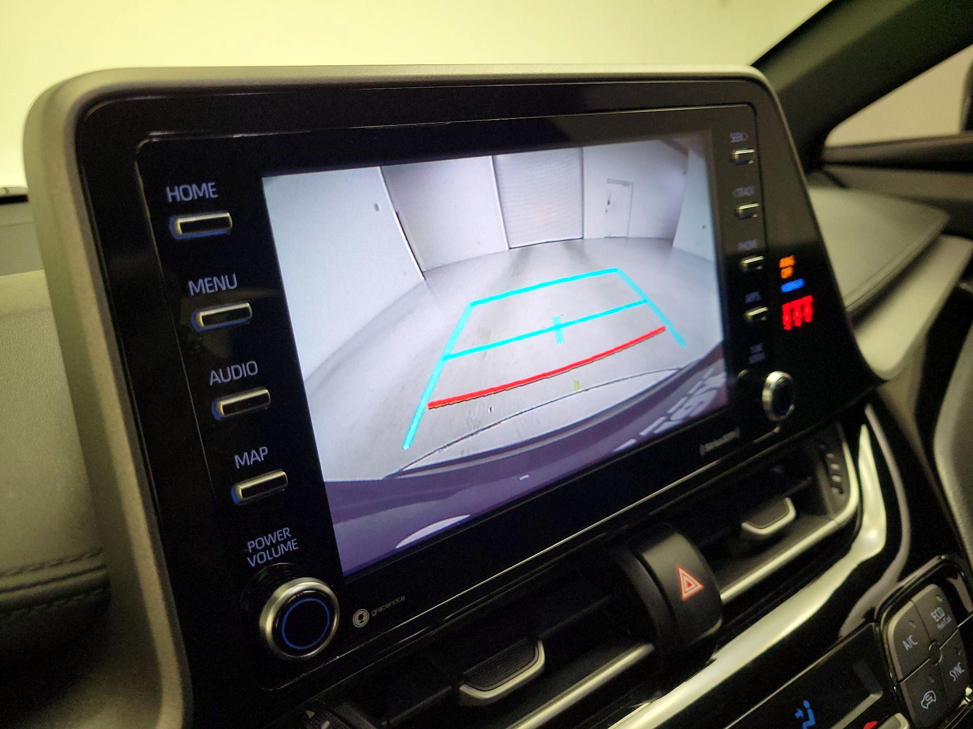 Thumbnail: 2021 Toyota C-HR - 14