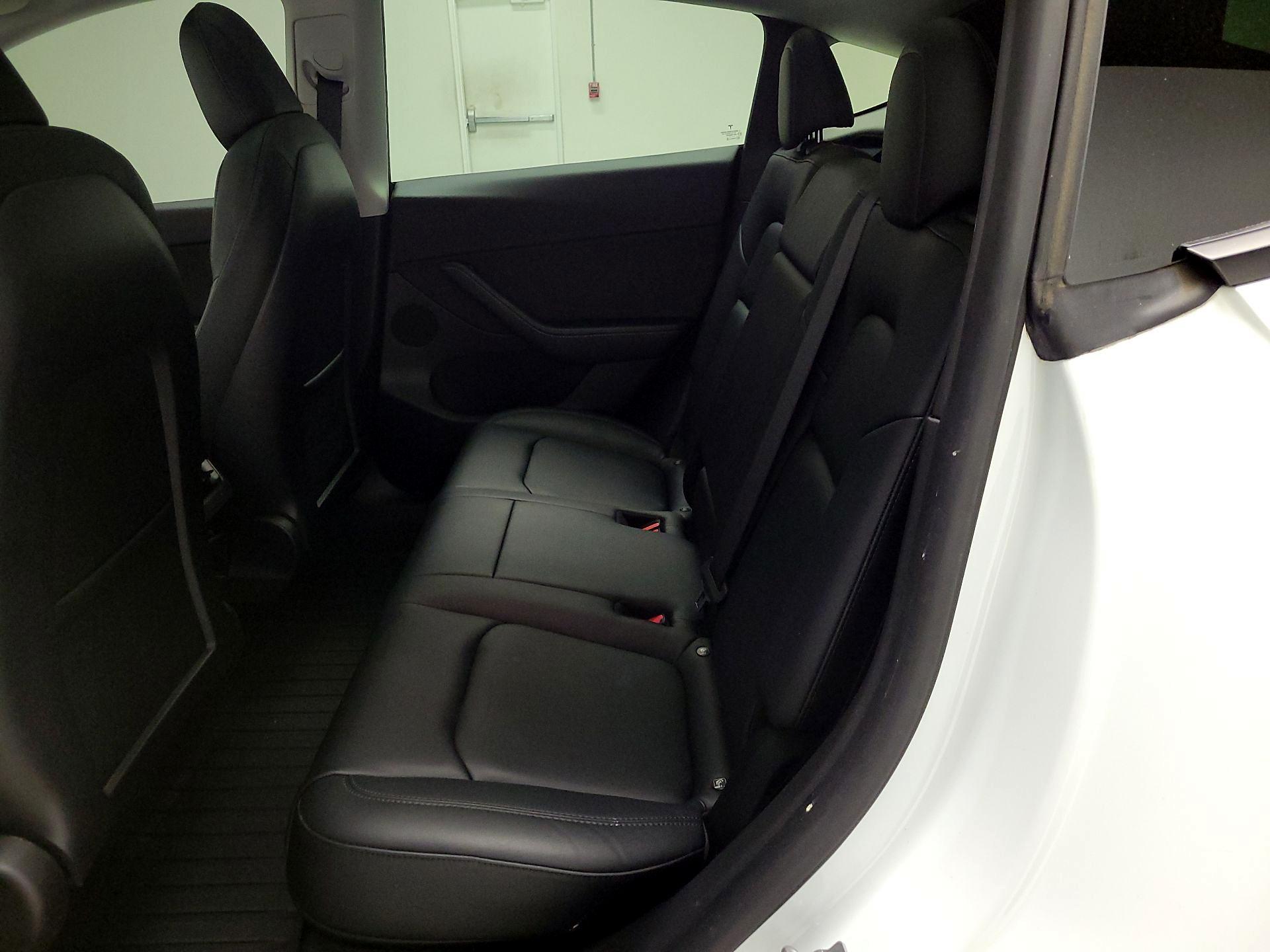 Thumbnail: 2022 Tesla Model Y - 19