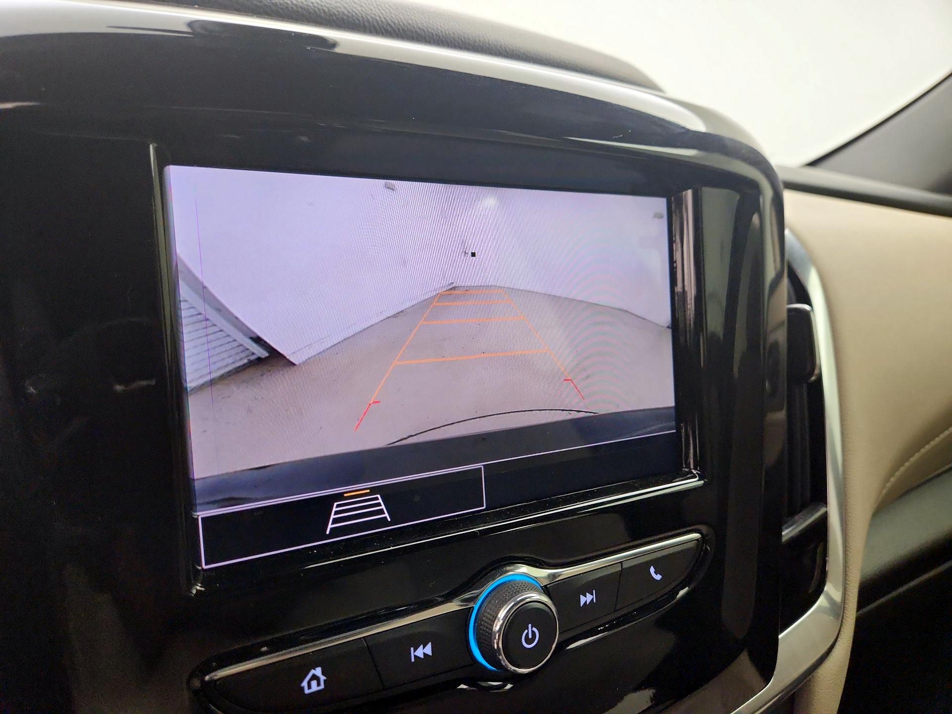 Thumbnail: 2023 Chevrolet Traverse - 14