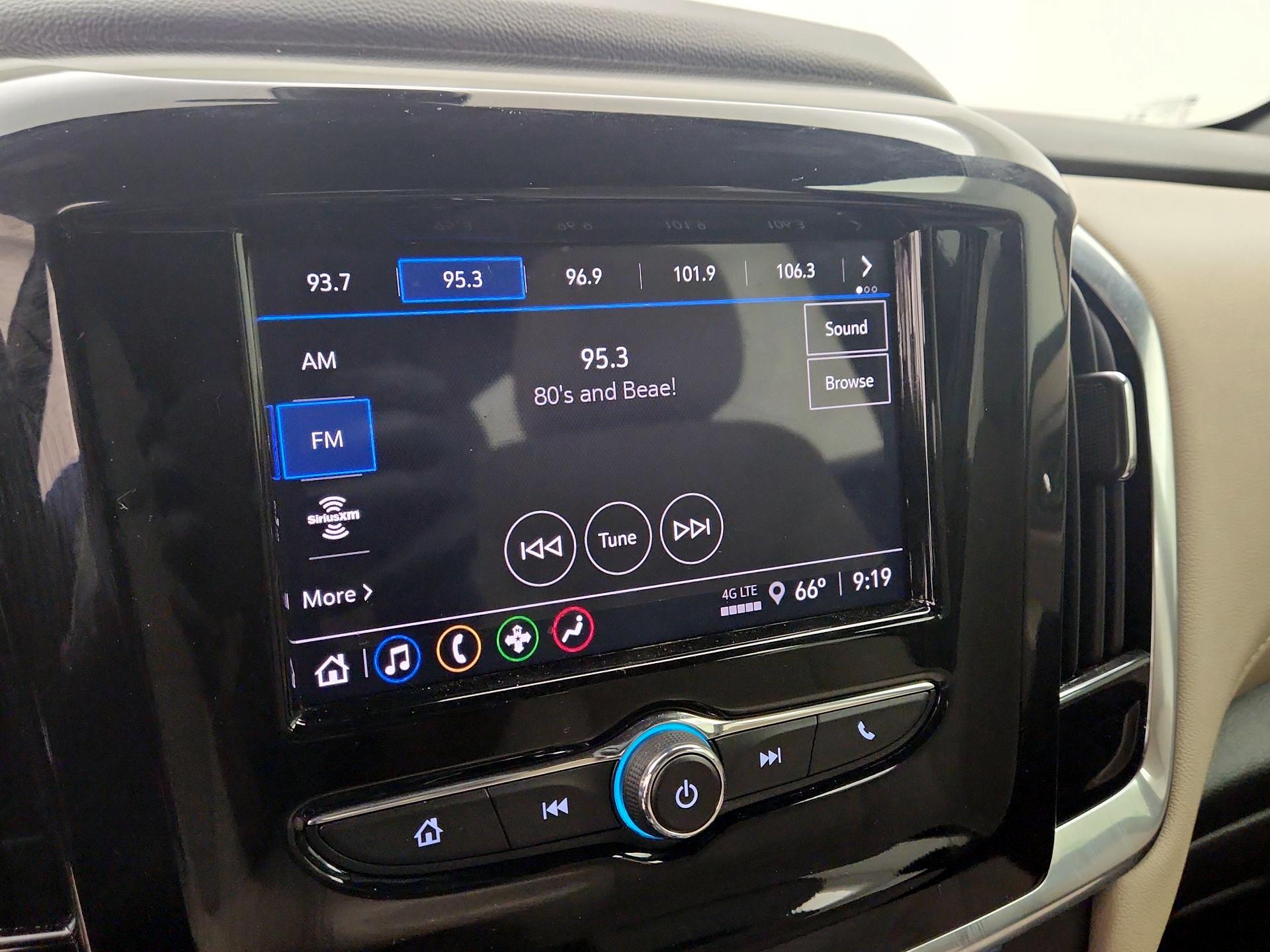 Thumbnail: 2023 Chevrolet Traverse - 15