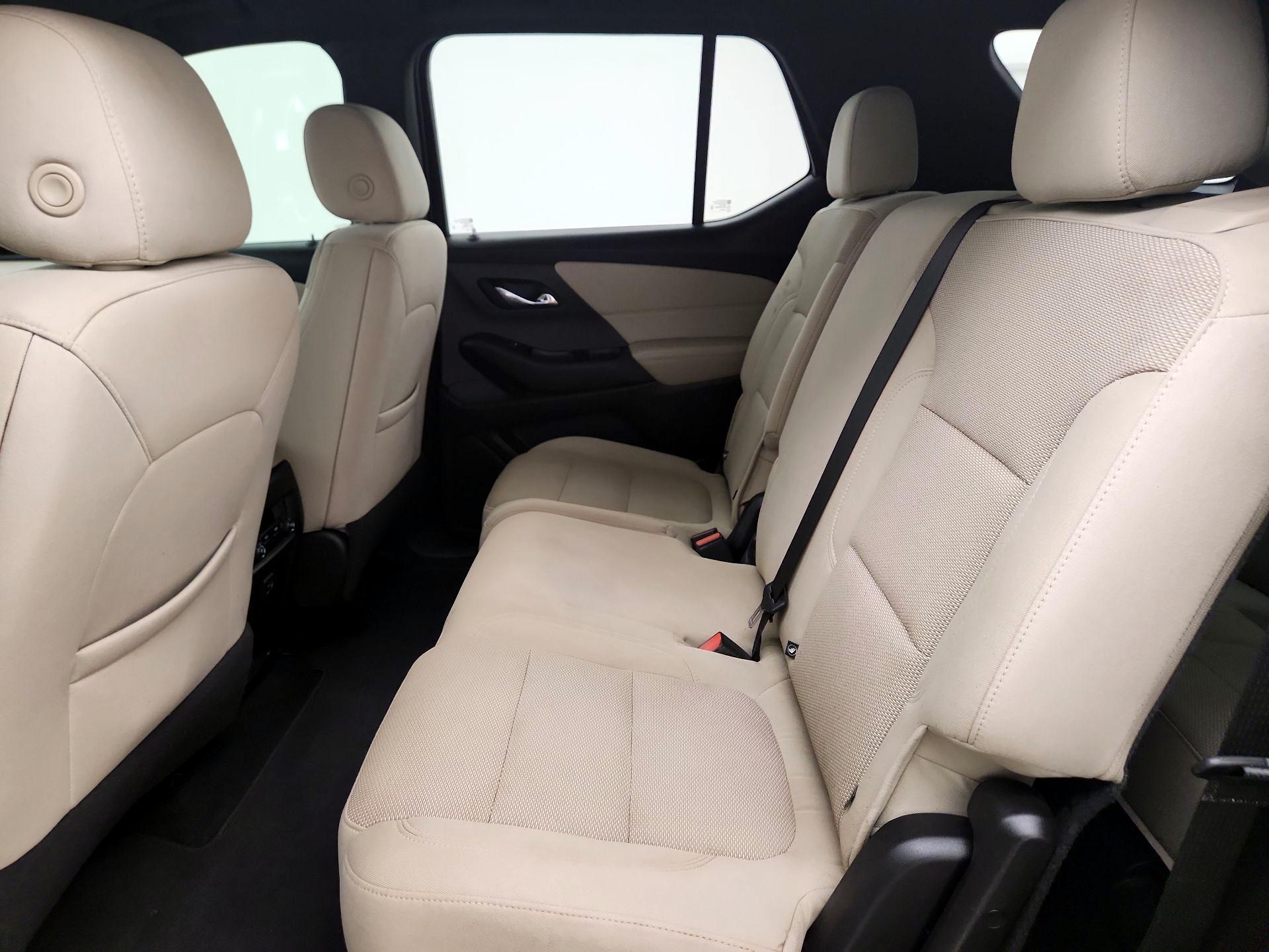 Thumbnail: 2023 Chevrolet Traverse - 19