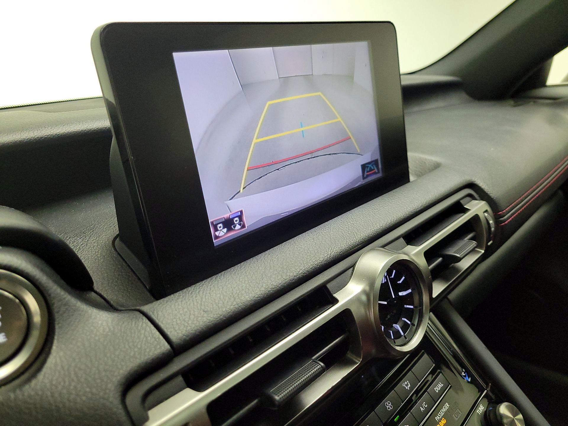 Thumbnail: 2021 Lexus IS - 14