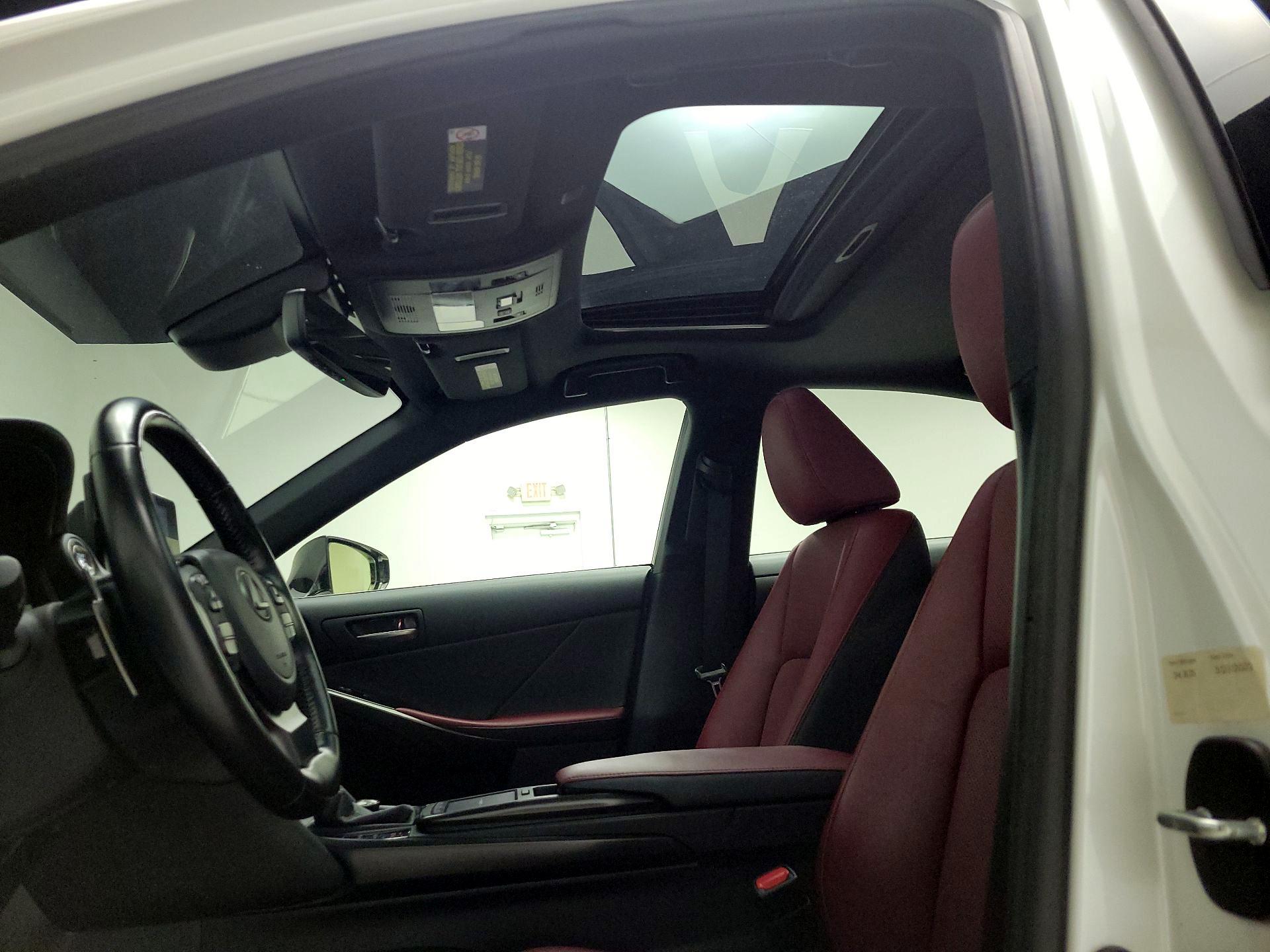 Thumbnail: 2021 Lexus IS - 19