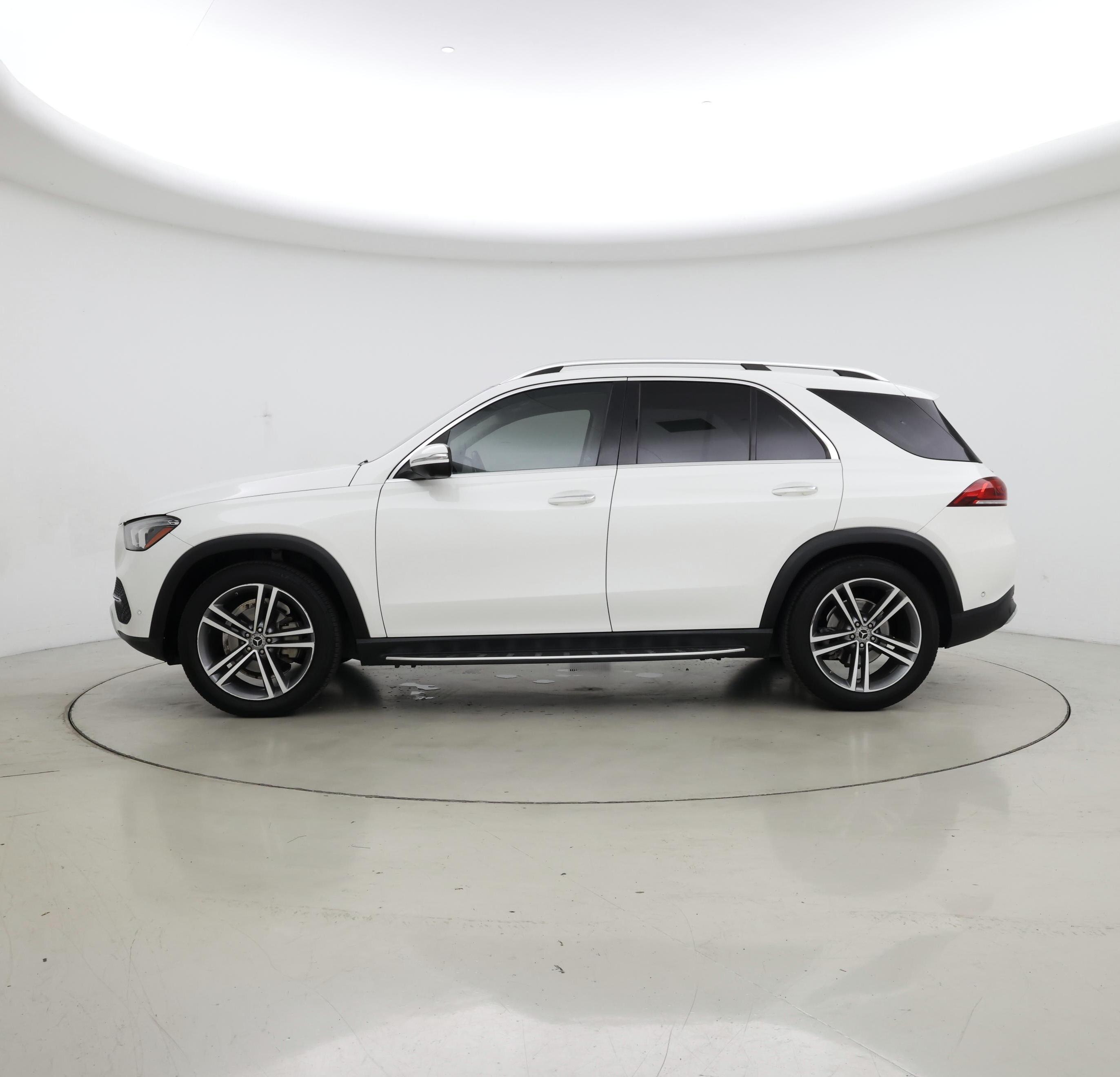 Thumbnail: 2020 Mercedes-Benz GLE - 3