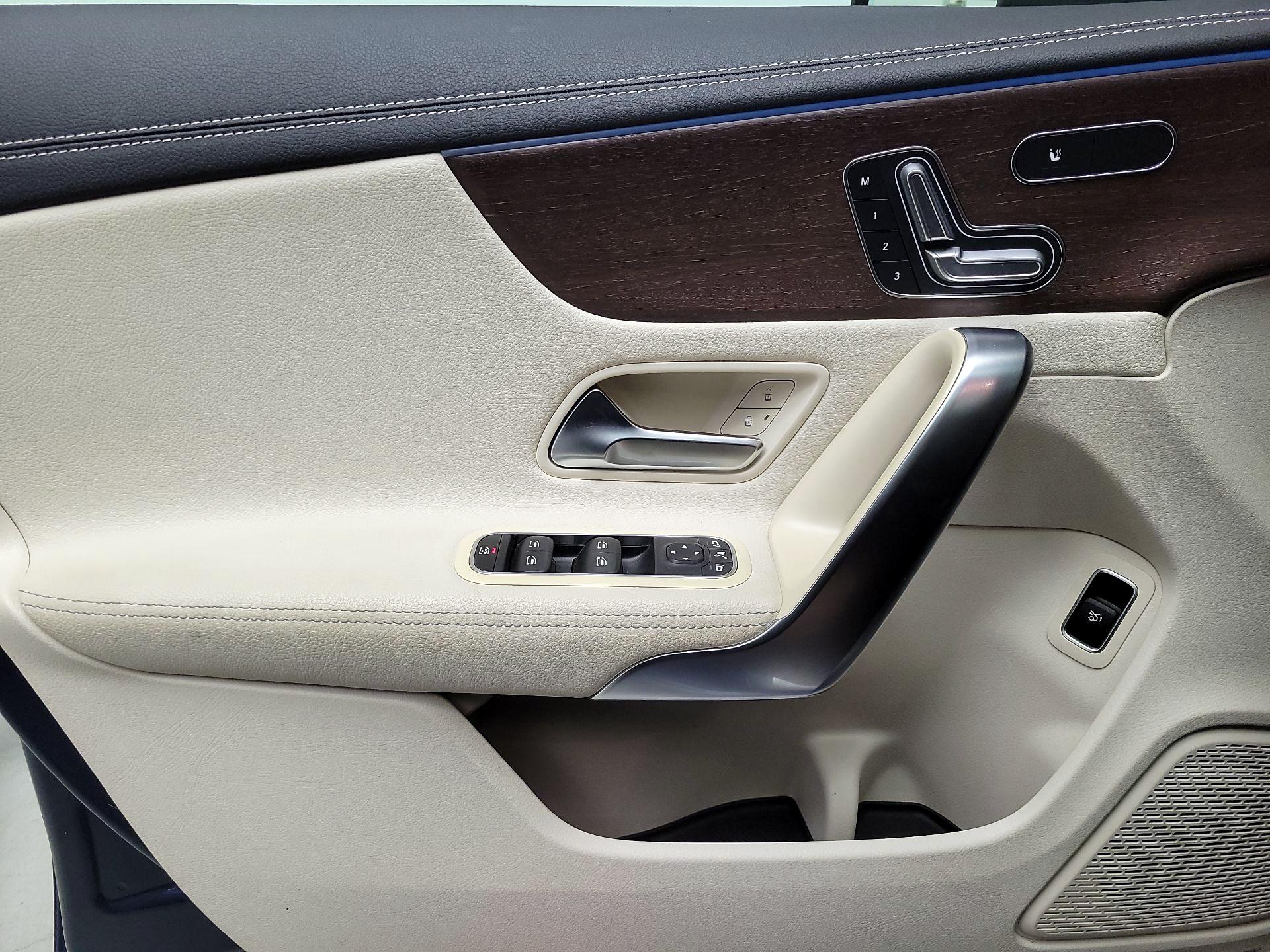 Thumbnail: 2021 Mercedes-Benz CLA - 12