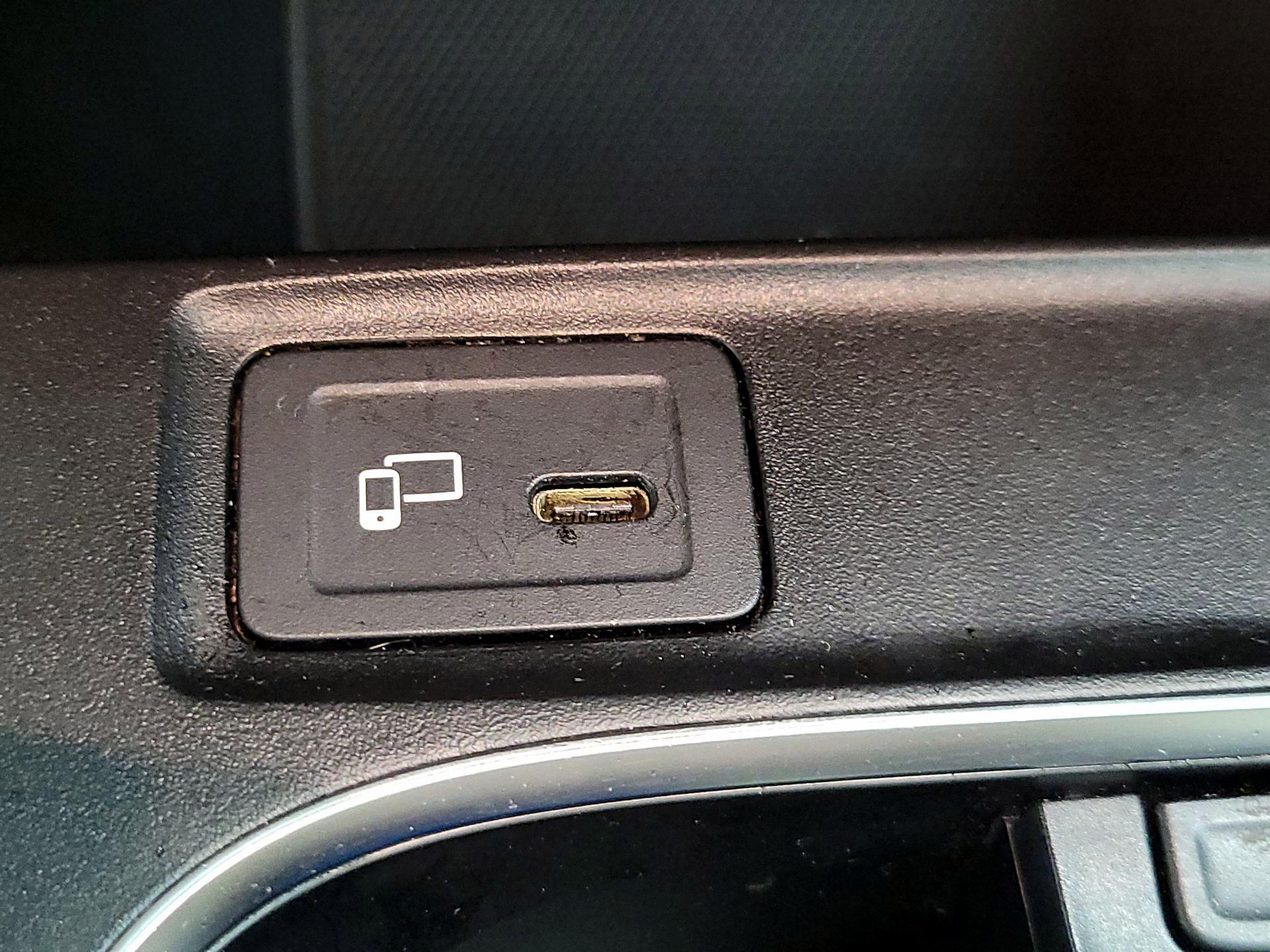 Thumbnail: 2021 Mercedes-Benz CLA - 18