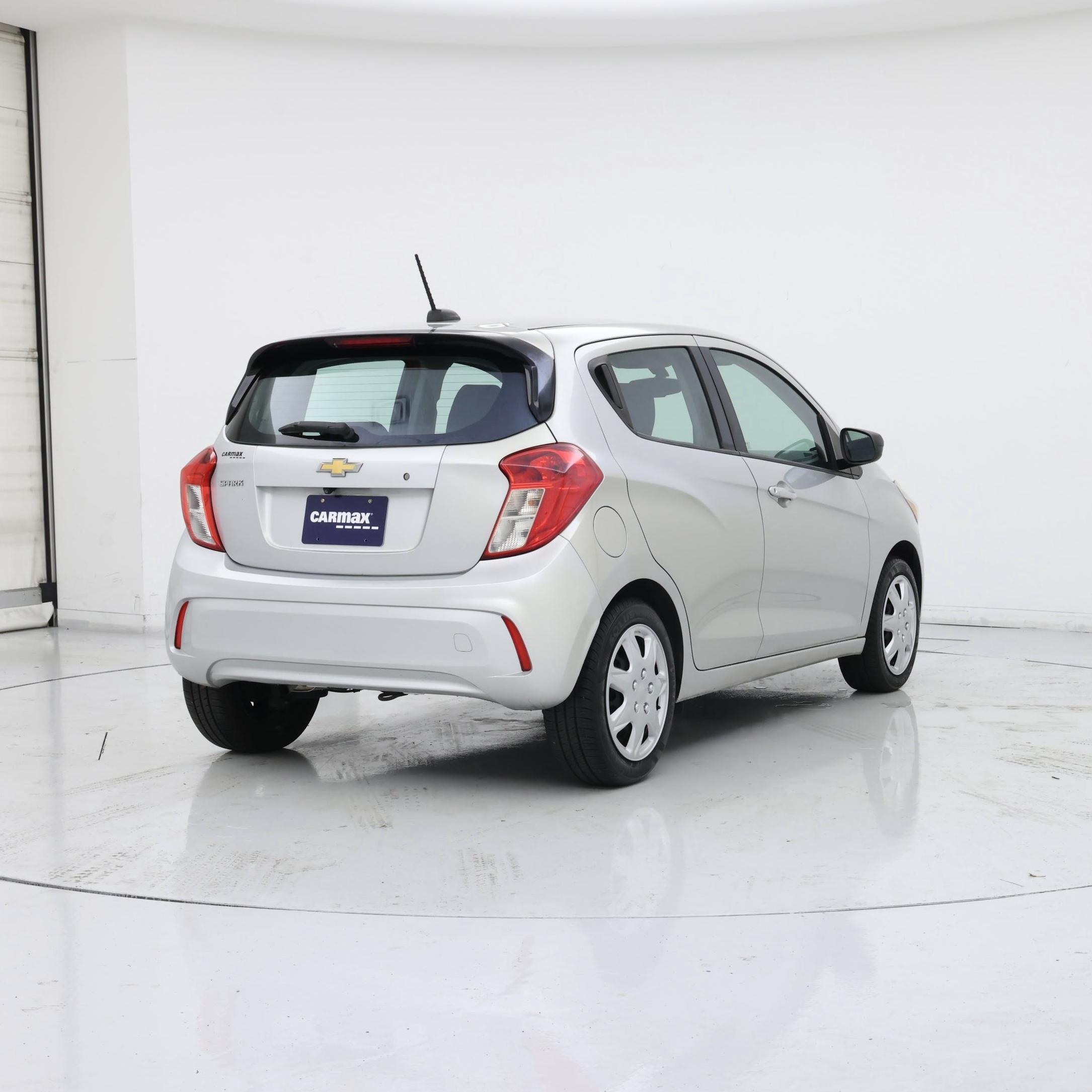 Thumbnail: 2017 Chevrolet Spark - 8