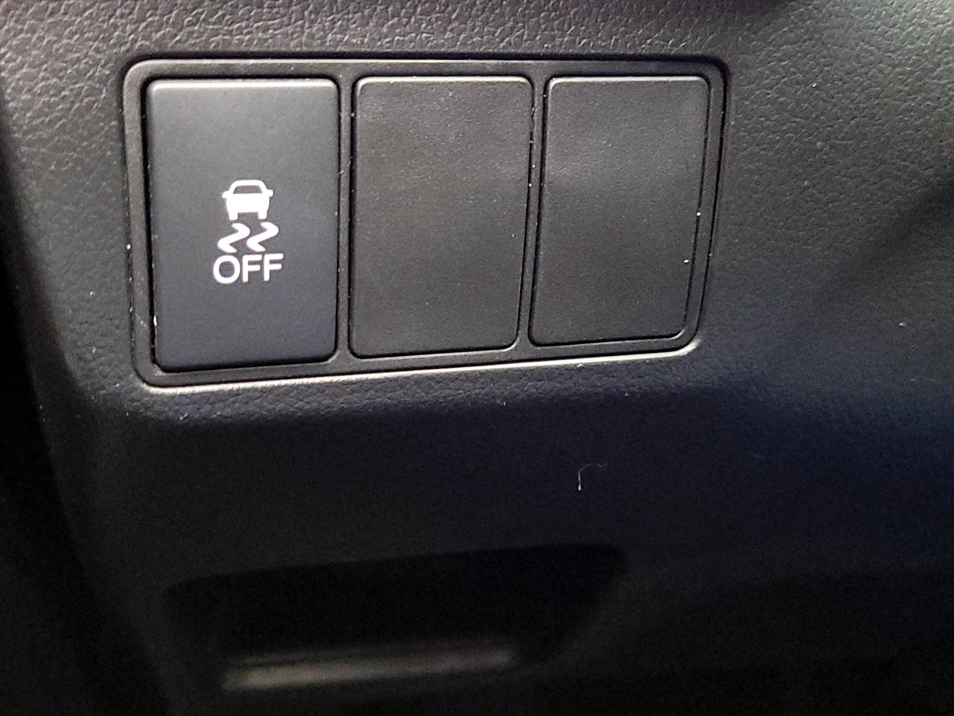 Thumbnail: 2015 Honda Civic - 13