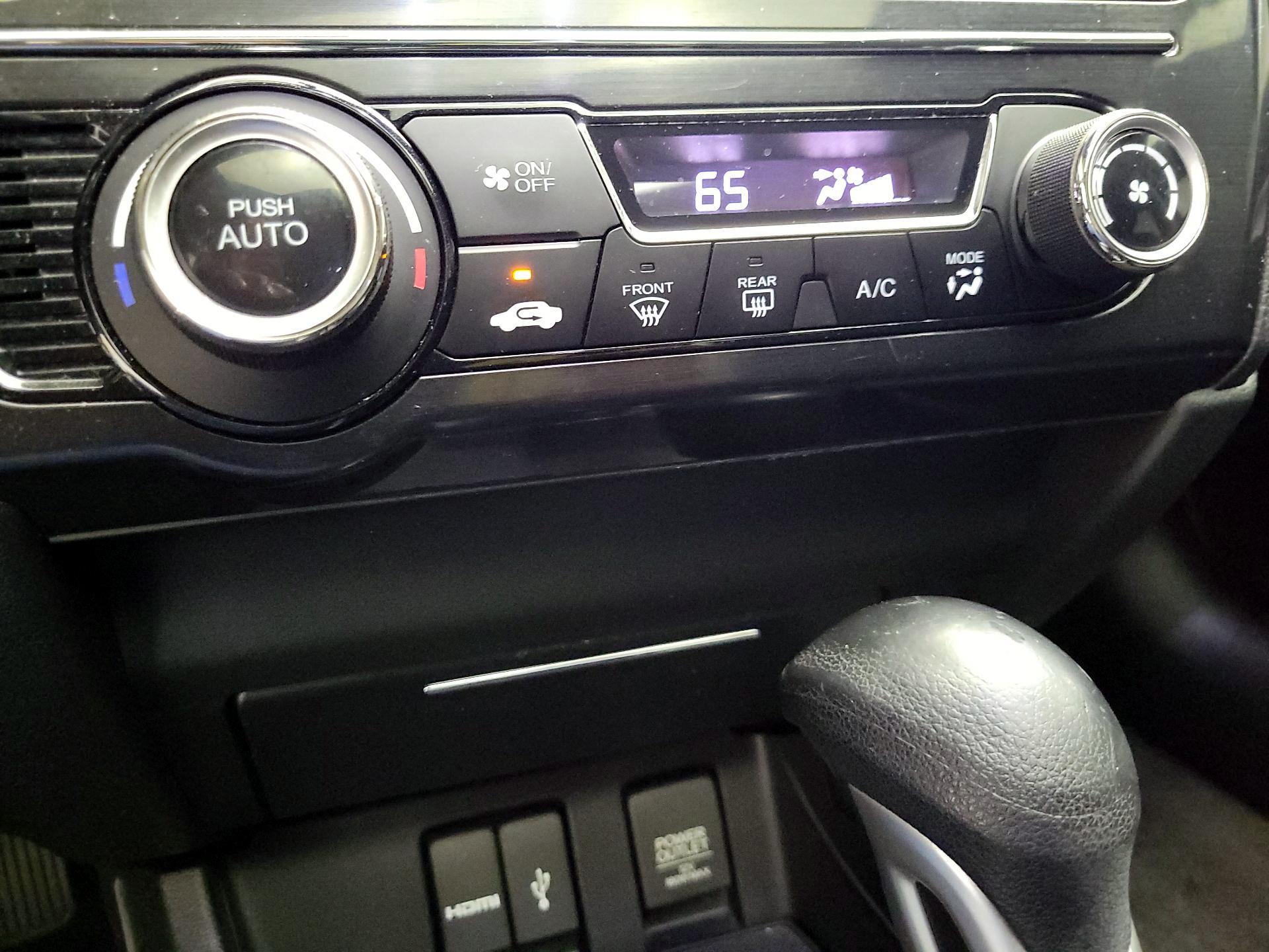 Thumbnail: 2015 Honda Civic - 16