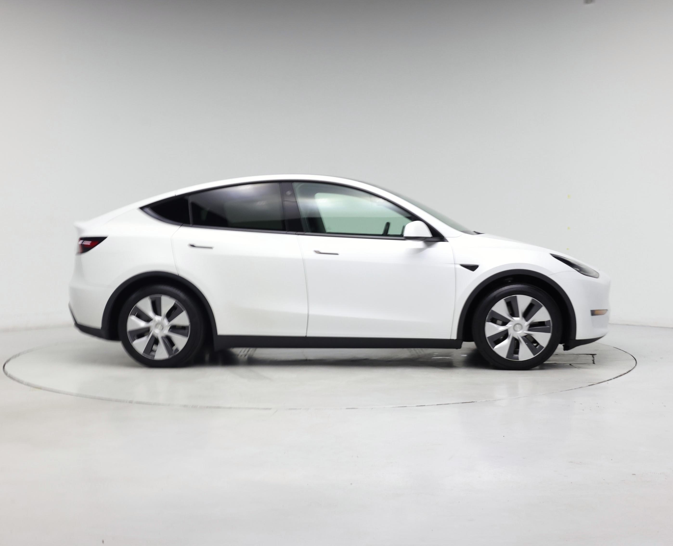 Thumbnail: 2022 Tesla Model Y - 7