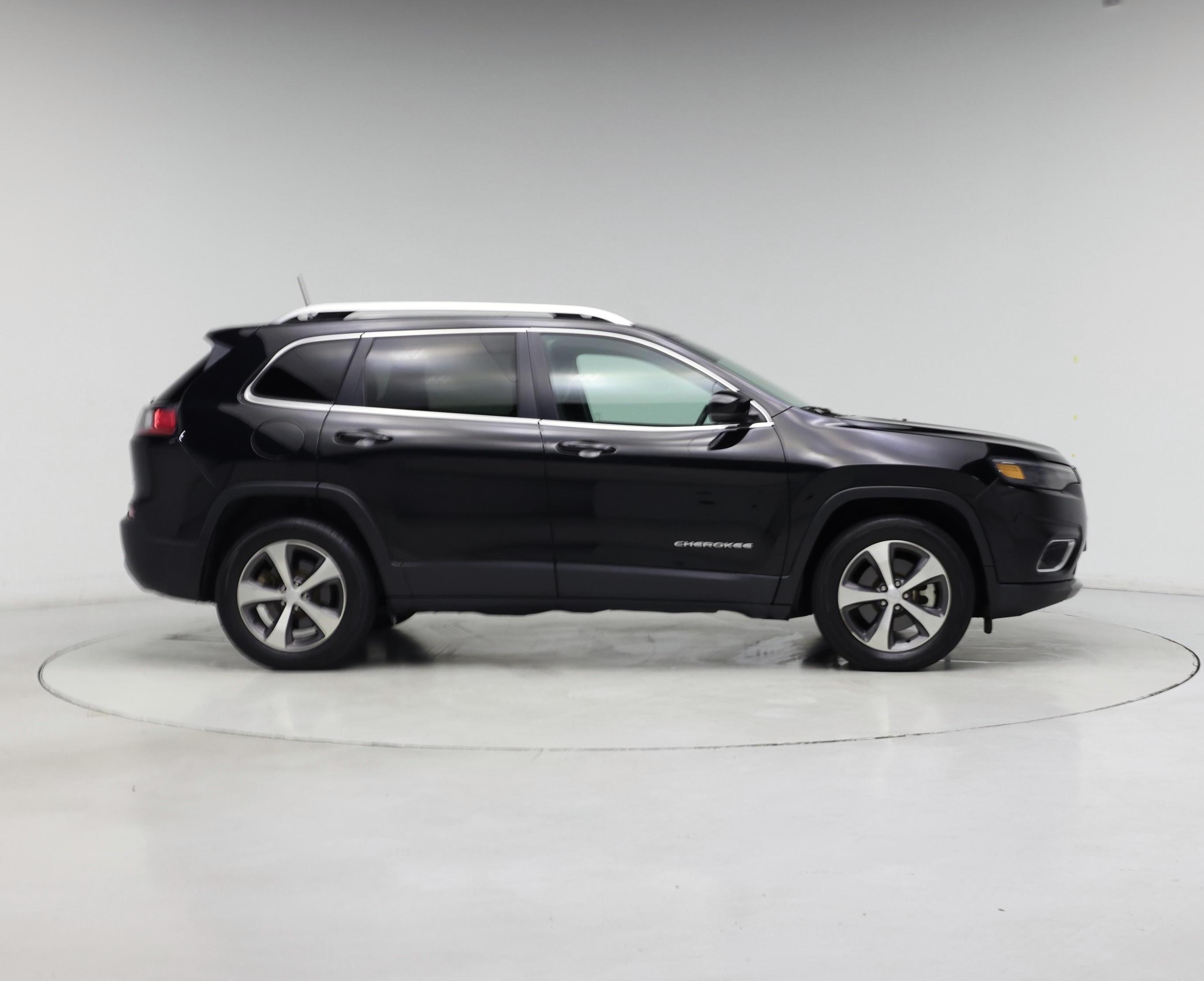 Thumbnail: 2021 Jeep Cherokee - 7