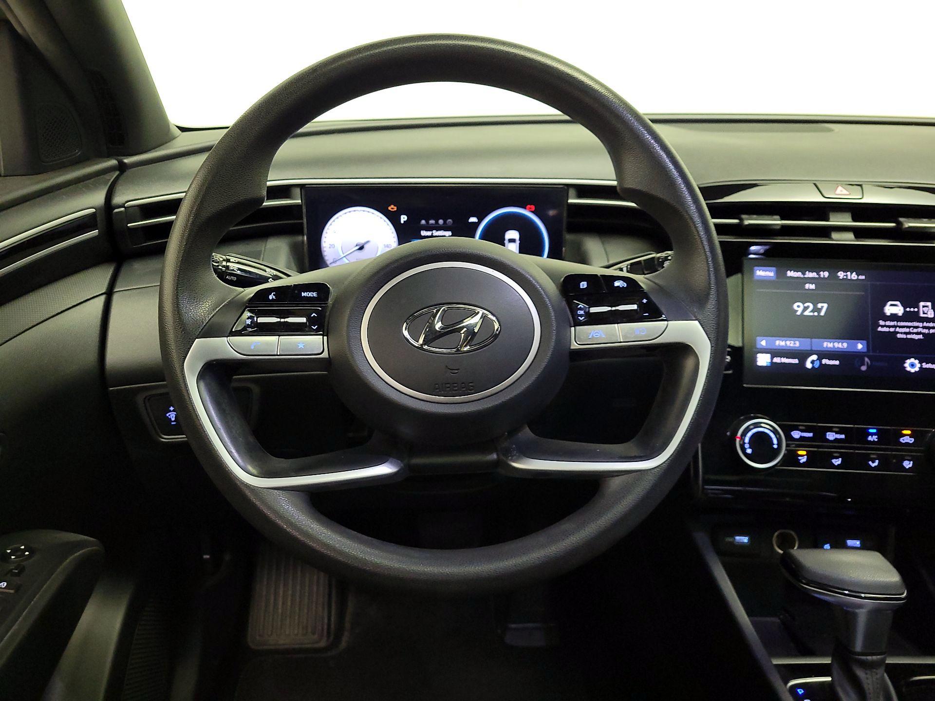 Thumbnail: 2023 Hyundai Santa Cruz - 10