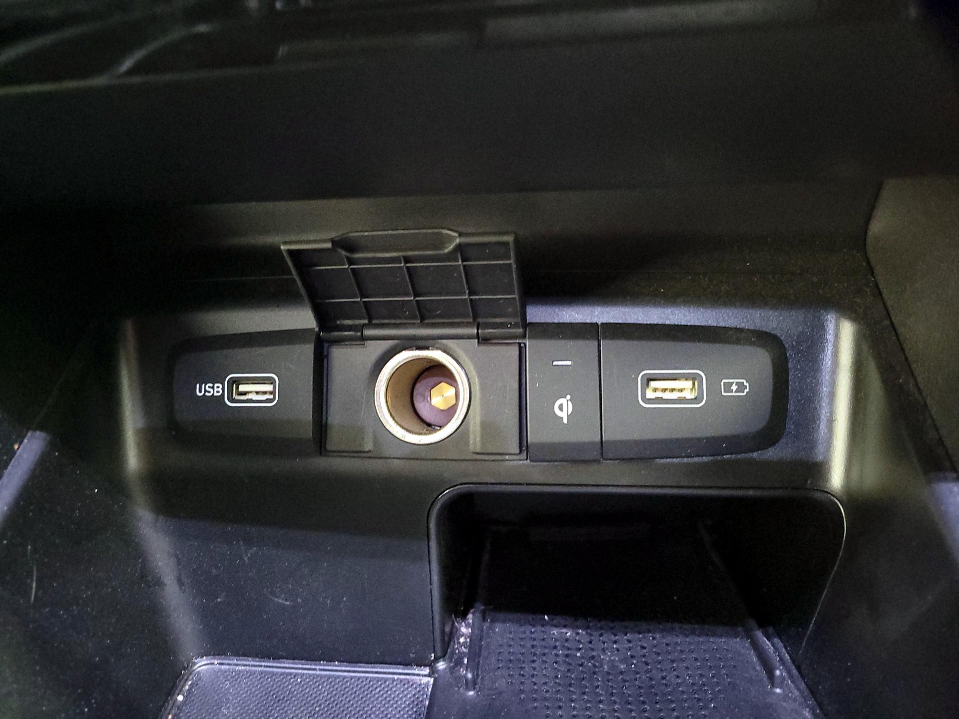 Thumbnail: 2023 Hyundai Santa Cruz - 19