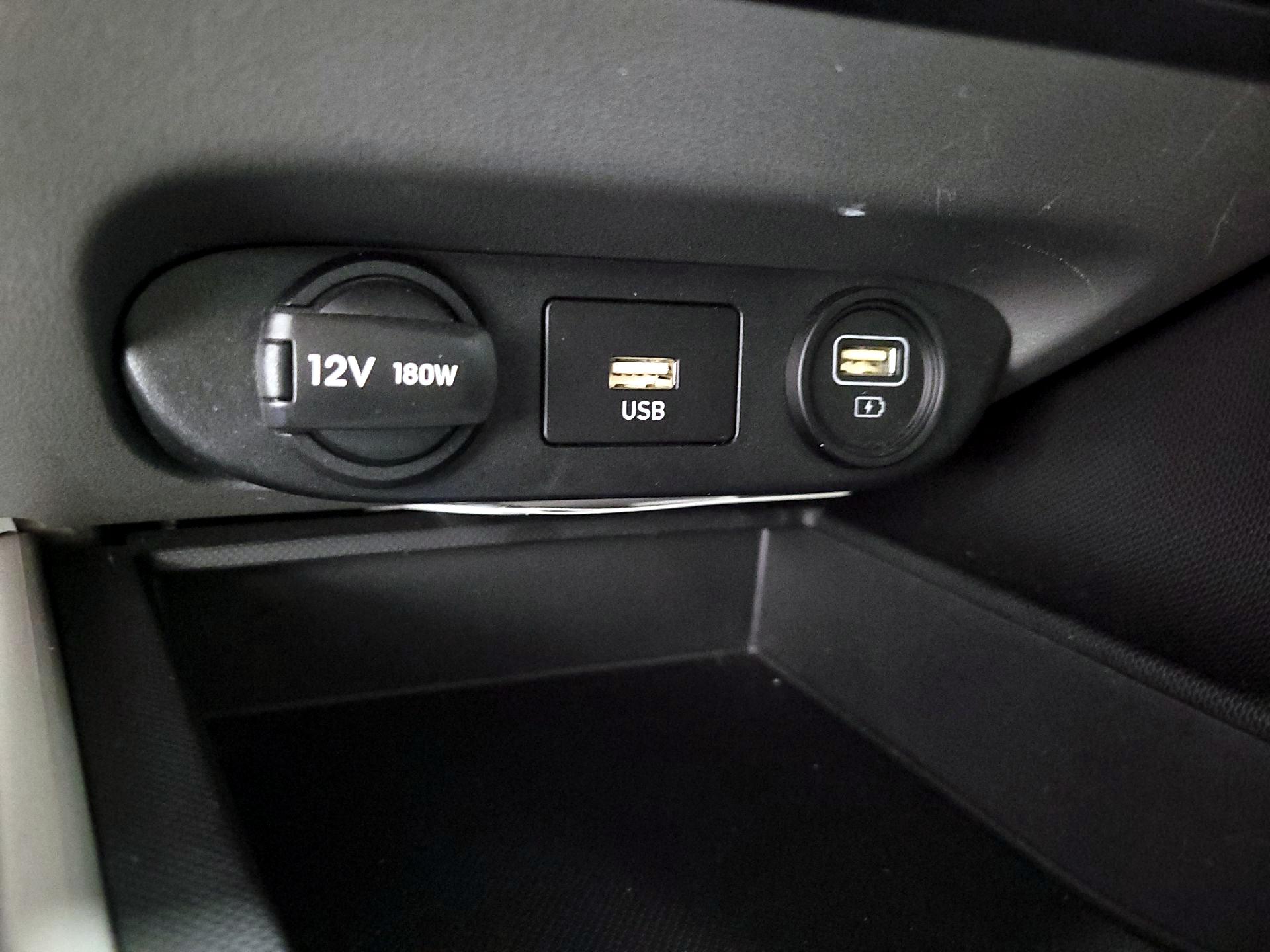 Thumbnail: 2023 Hyundai Elantra - 19