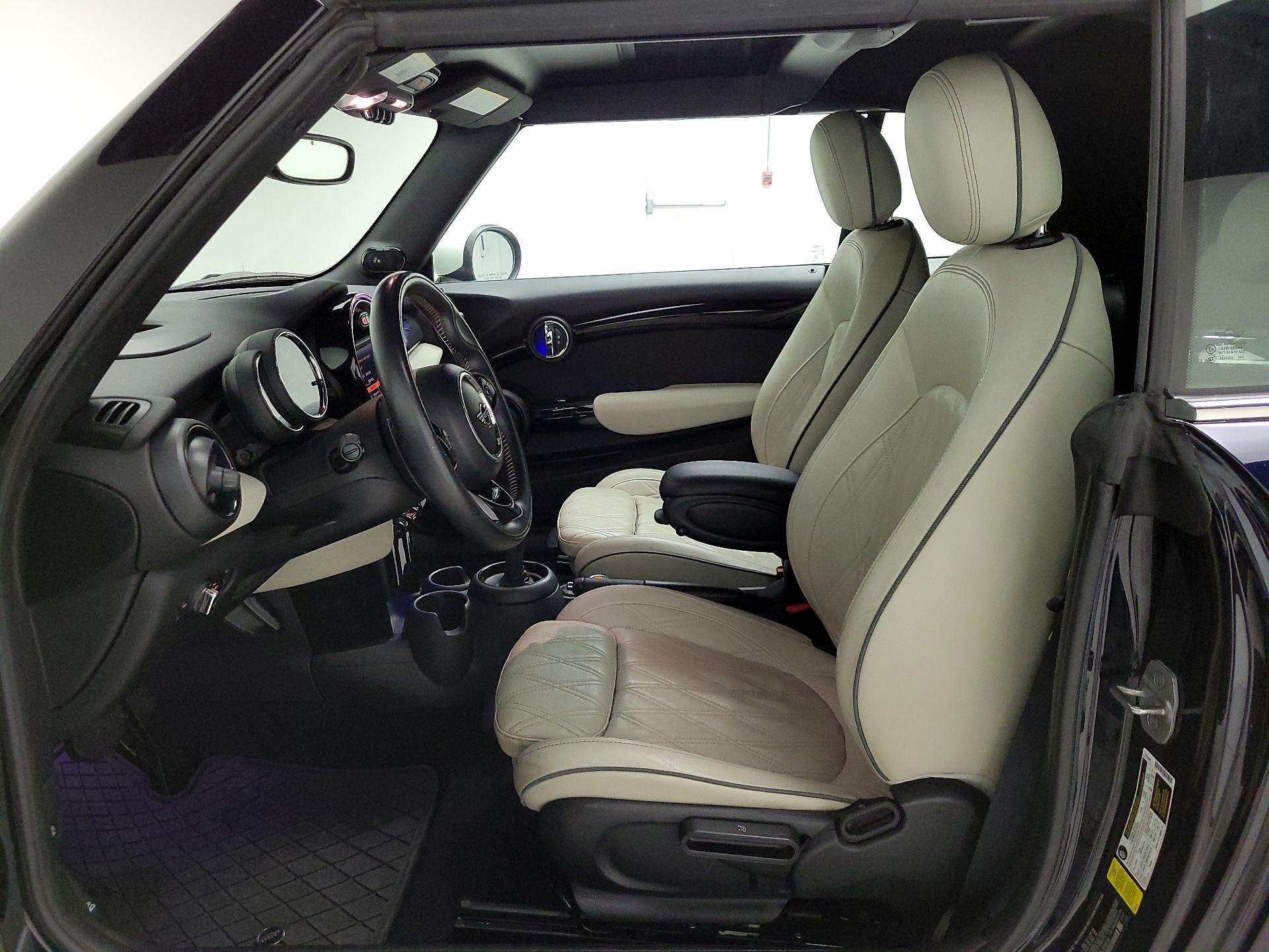 Thumbnail: 2020 MINI Cooper - 11