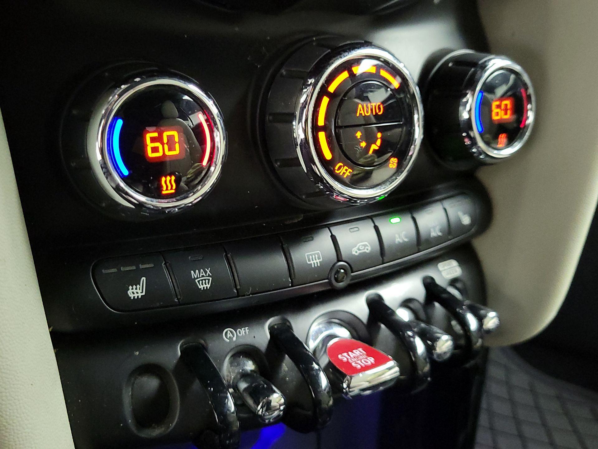 Thumbnail: 2020 MINI Cooper - 16