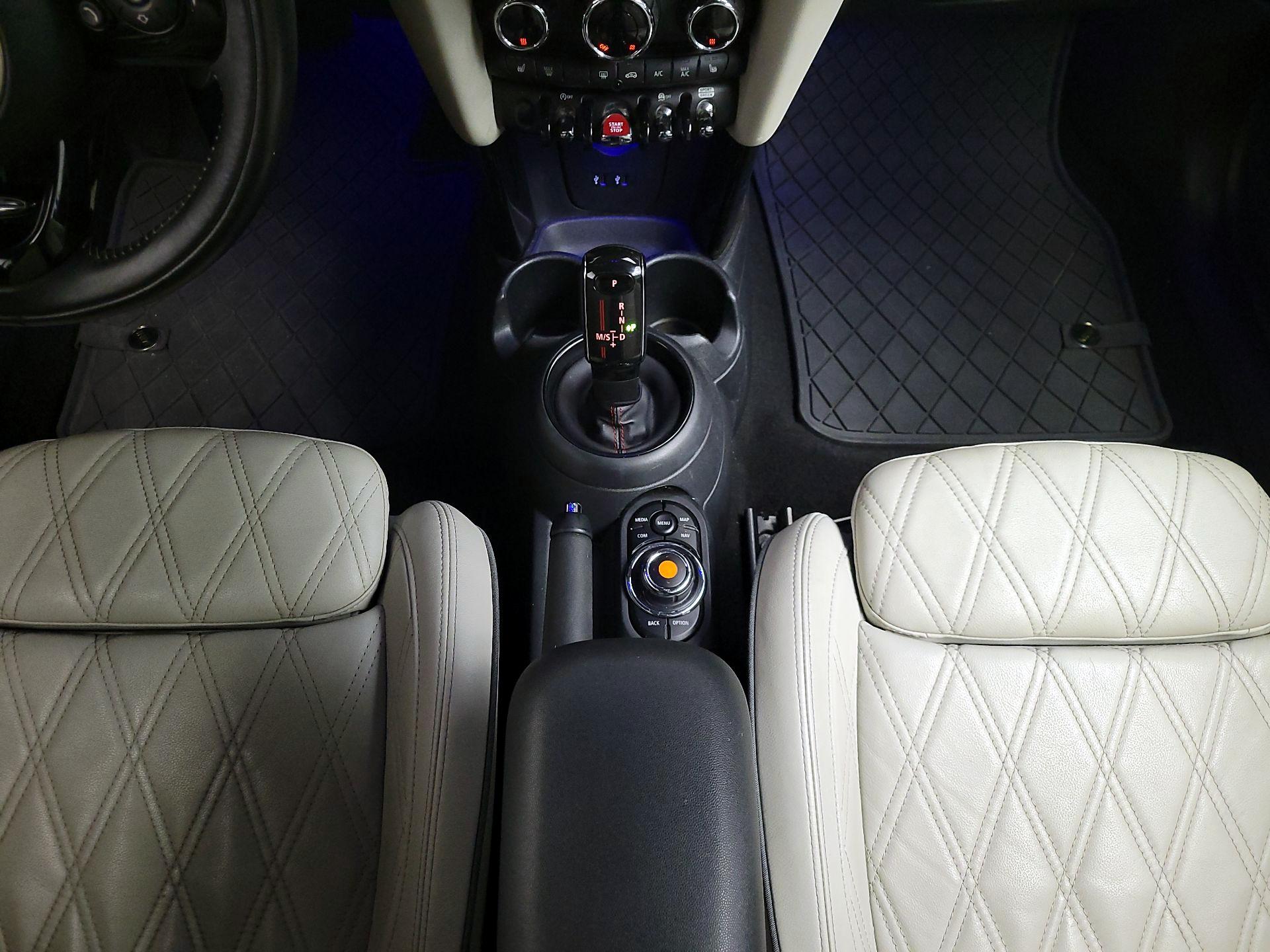 Thumbnail: 2020 MINI Cooper - 17