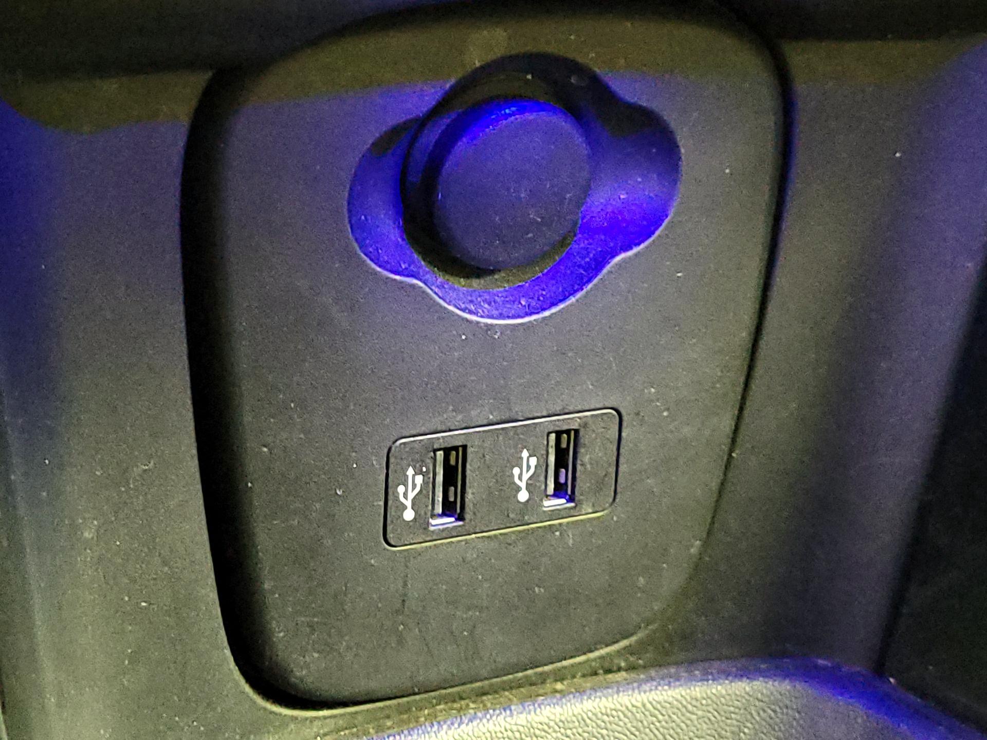 Thumbnail: 2020 MINI Cooper - 18