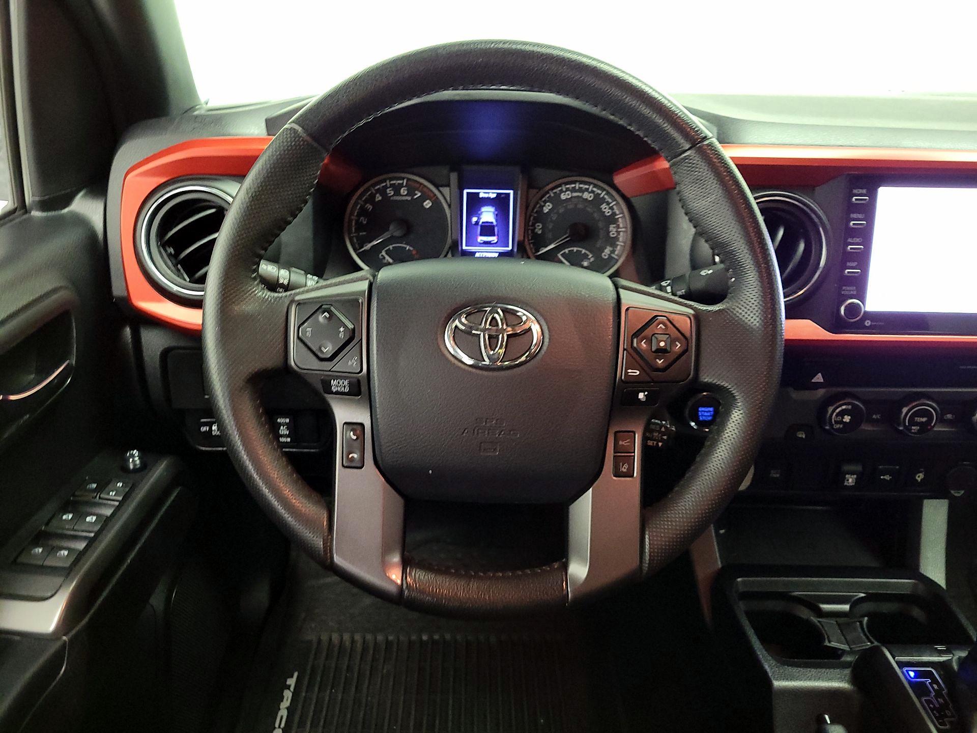 Thumbnail: 2020 Toyota Tacoma - 10