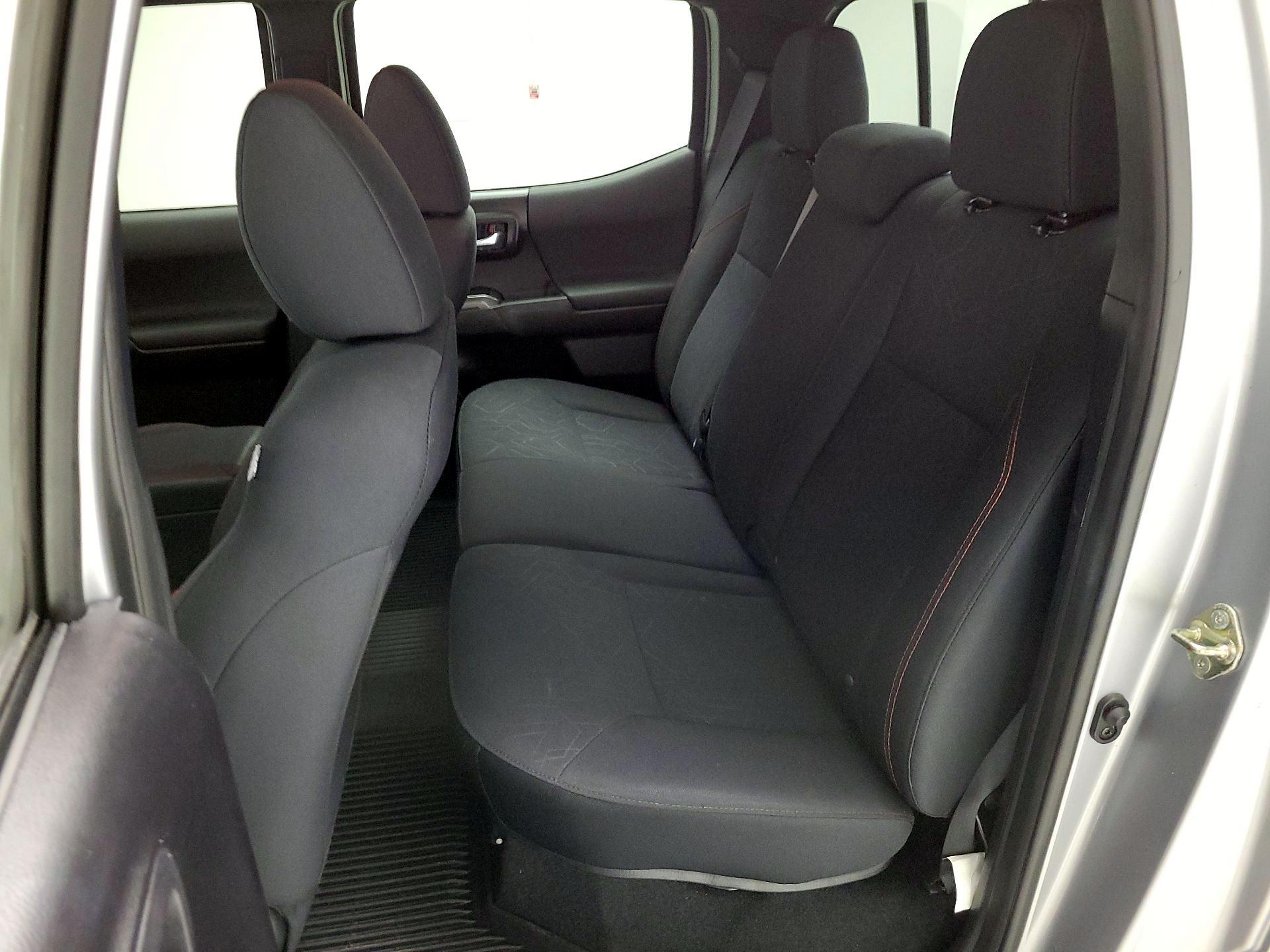 Thumbnail: 2020 Toyota Tacoma - 19