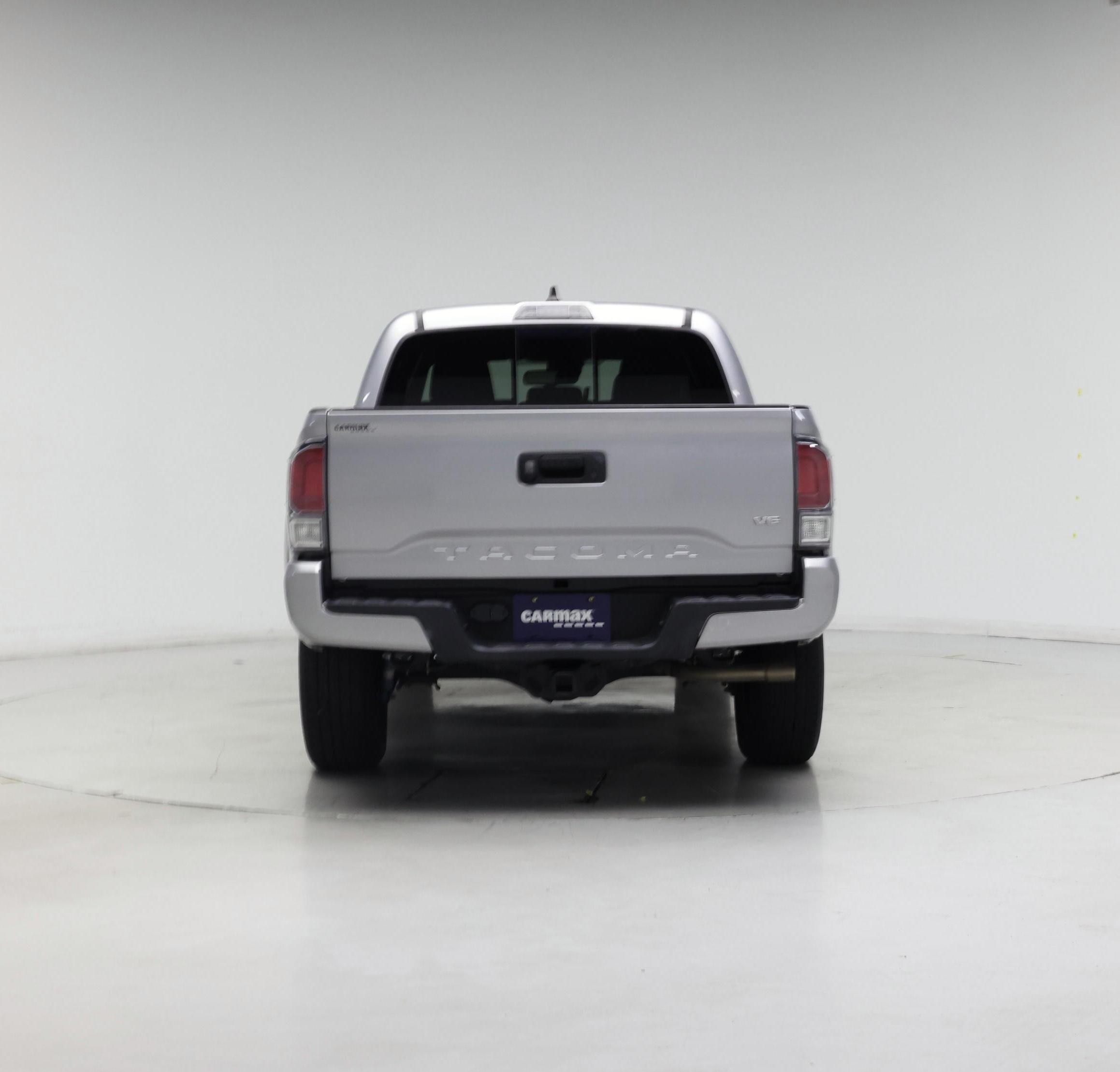 Thumbnail: 2020 Toyota Tacoma - 3