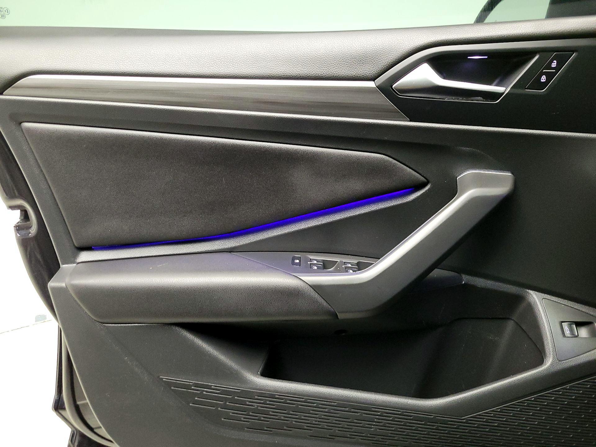 Thumbnail: 2019 Volkswagen Jetta - 12