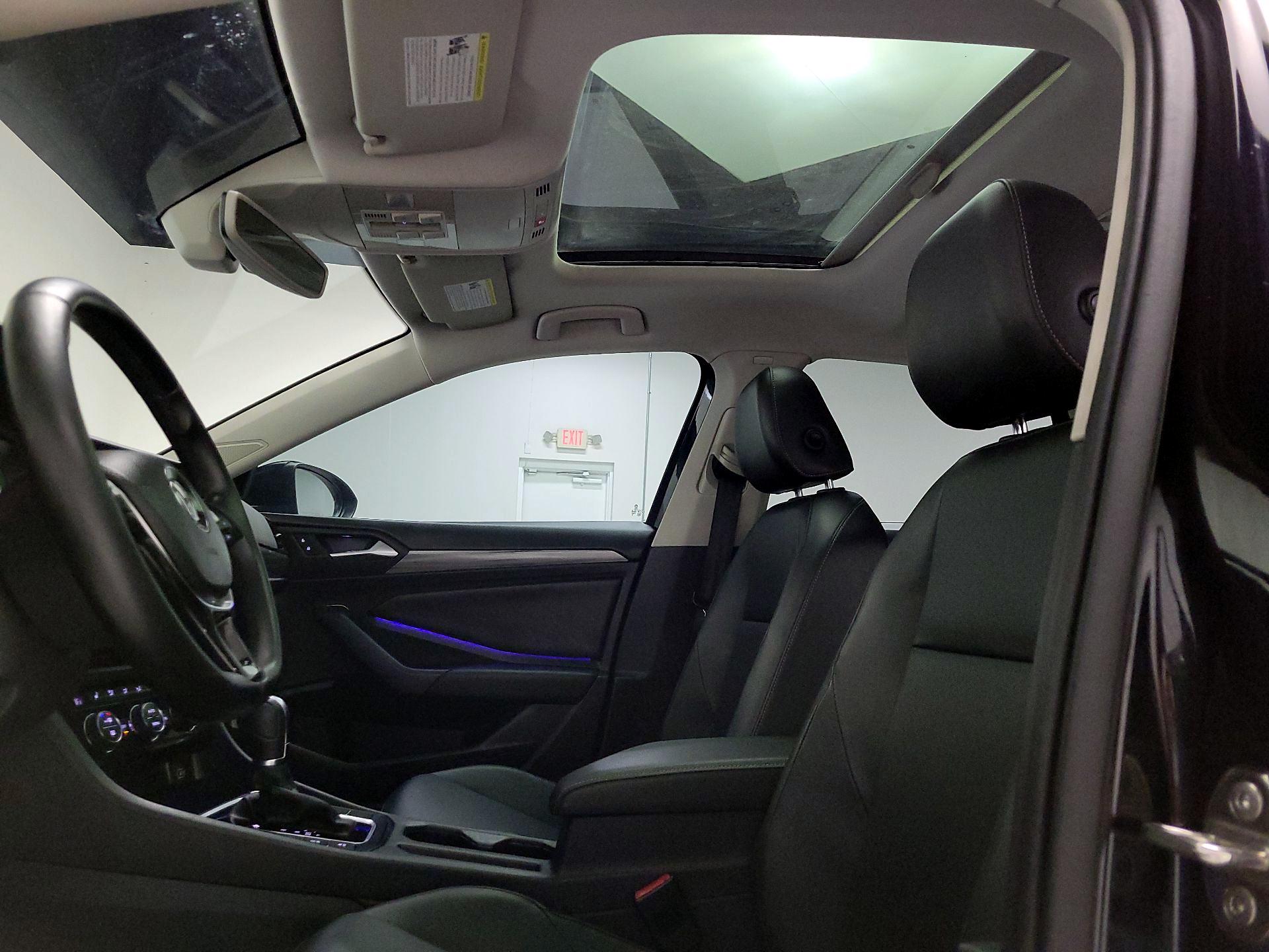 Thumbnail: 2019 Volkswagen Jetta - 19