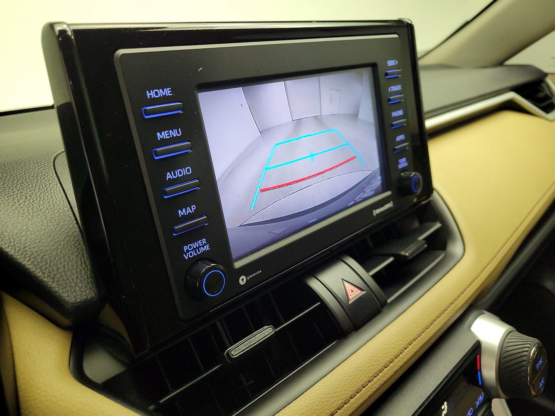 Thumbnail: 2022 Toyota RAV4 - 14