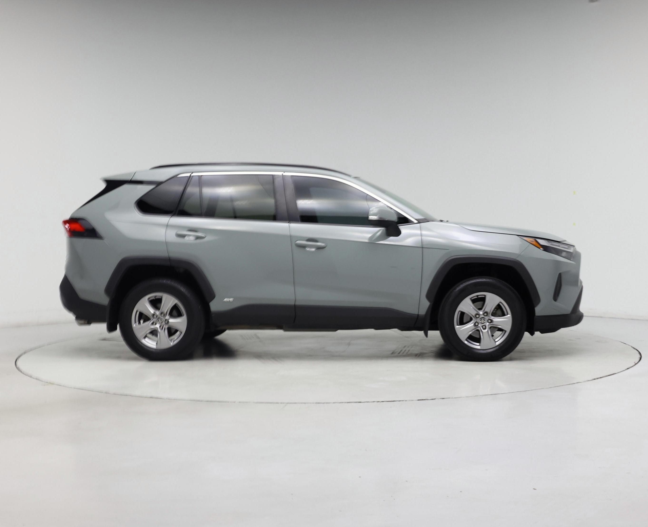 Thumbnail: 2022 Toyota RAV4 - 7