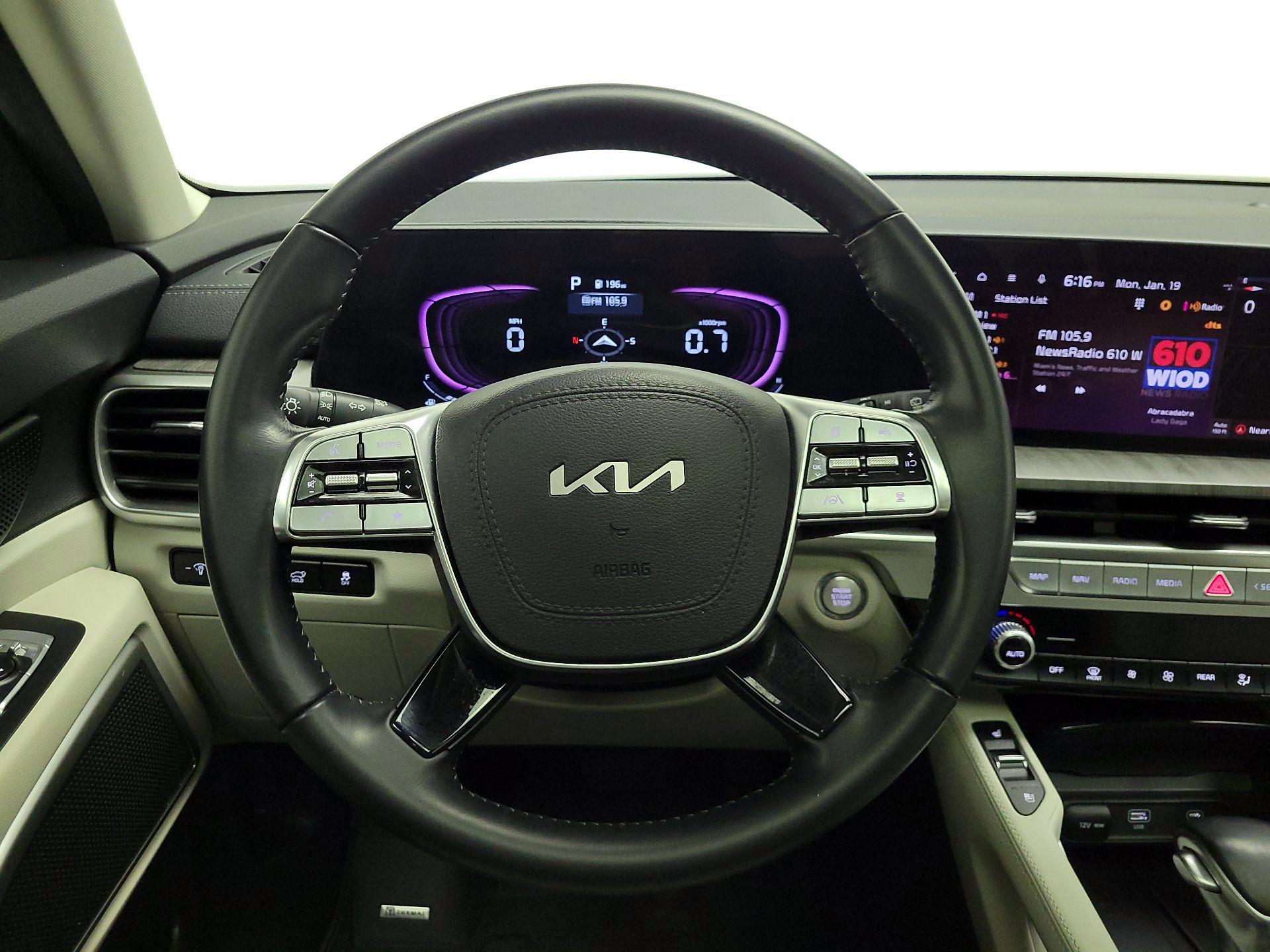 Thumbnail: 2023 Kia Telluride - 10