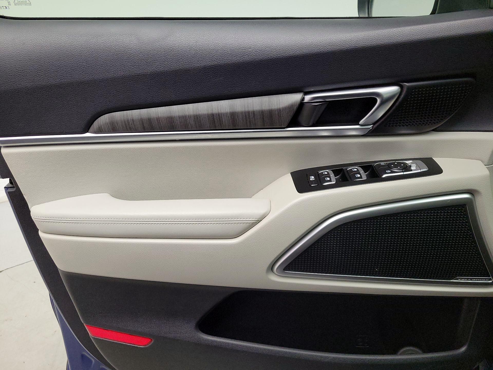 Thumbnail: 2023 Kia Telluride - 12