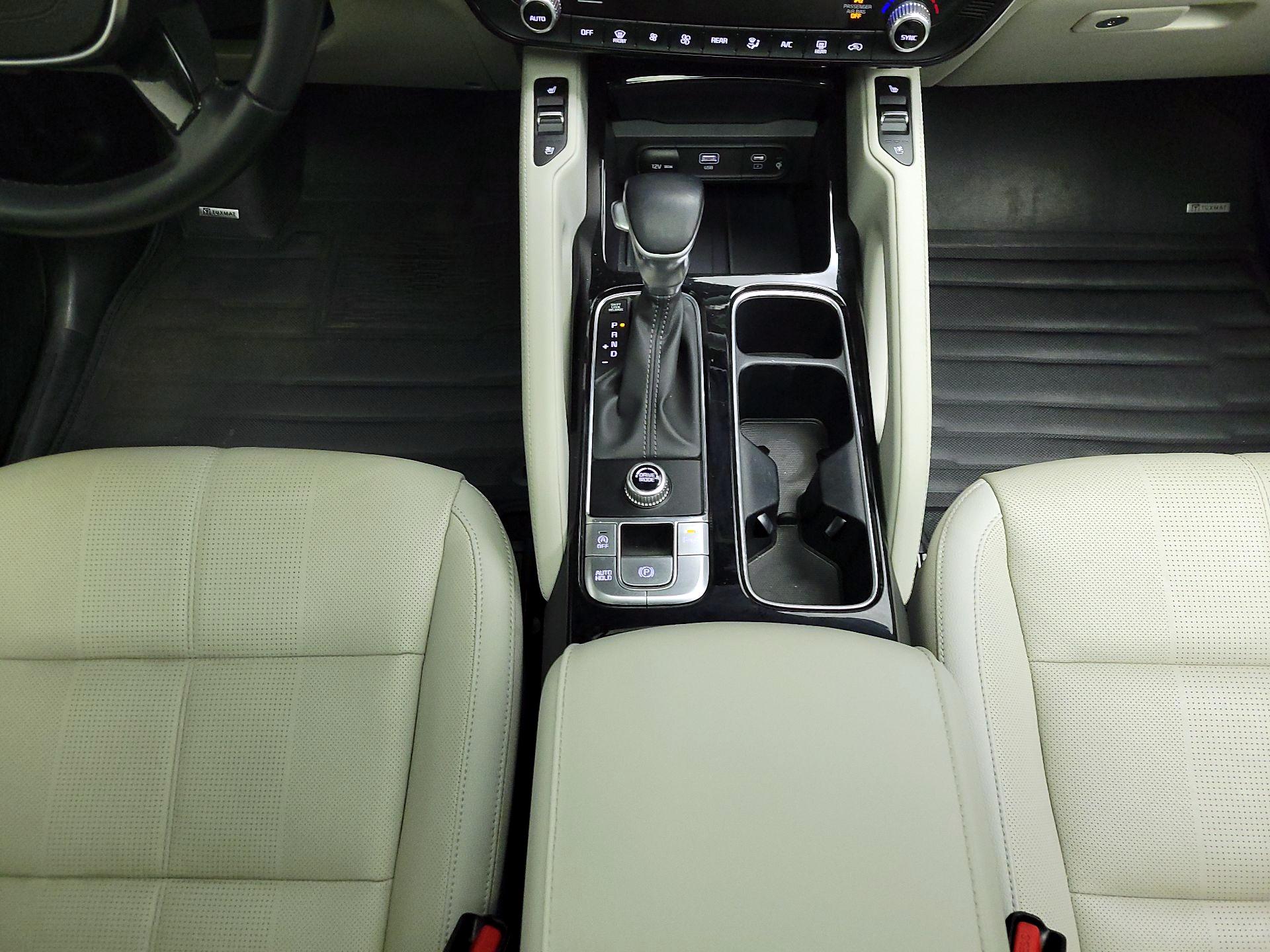 Thumbnail: 2023 Kia Telluride - 18