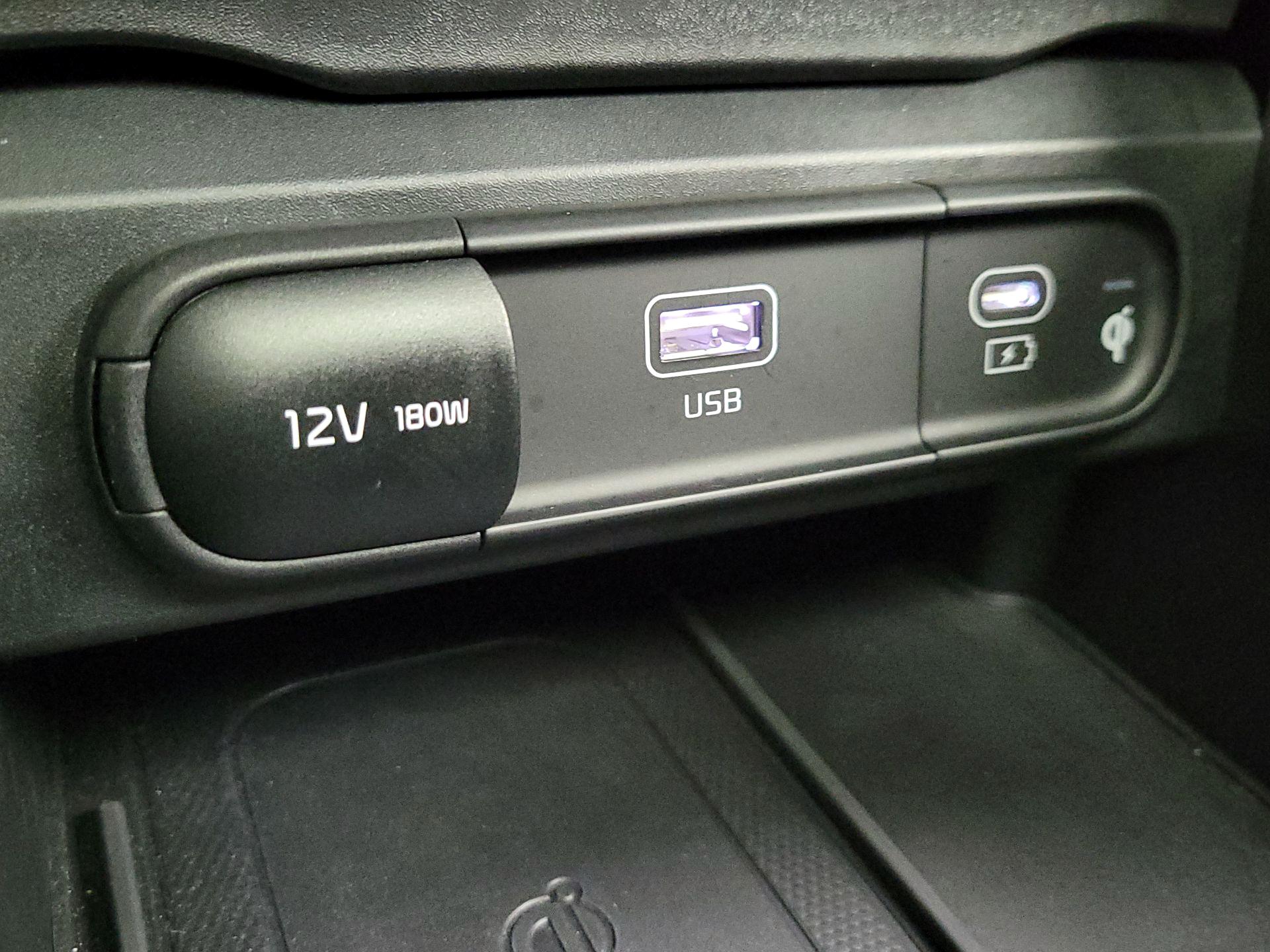 Thumbnail: 2023 Kia Telluride - 19