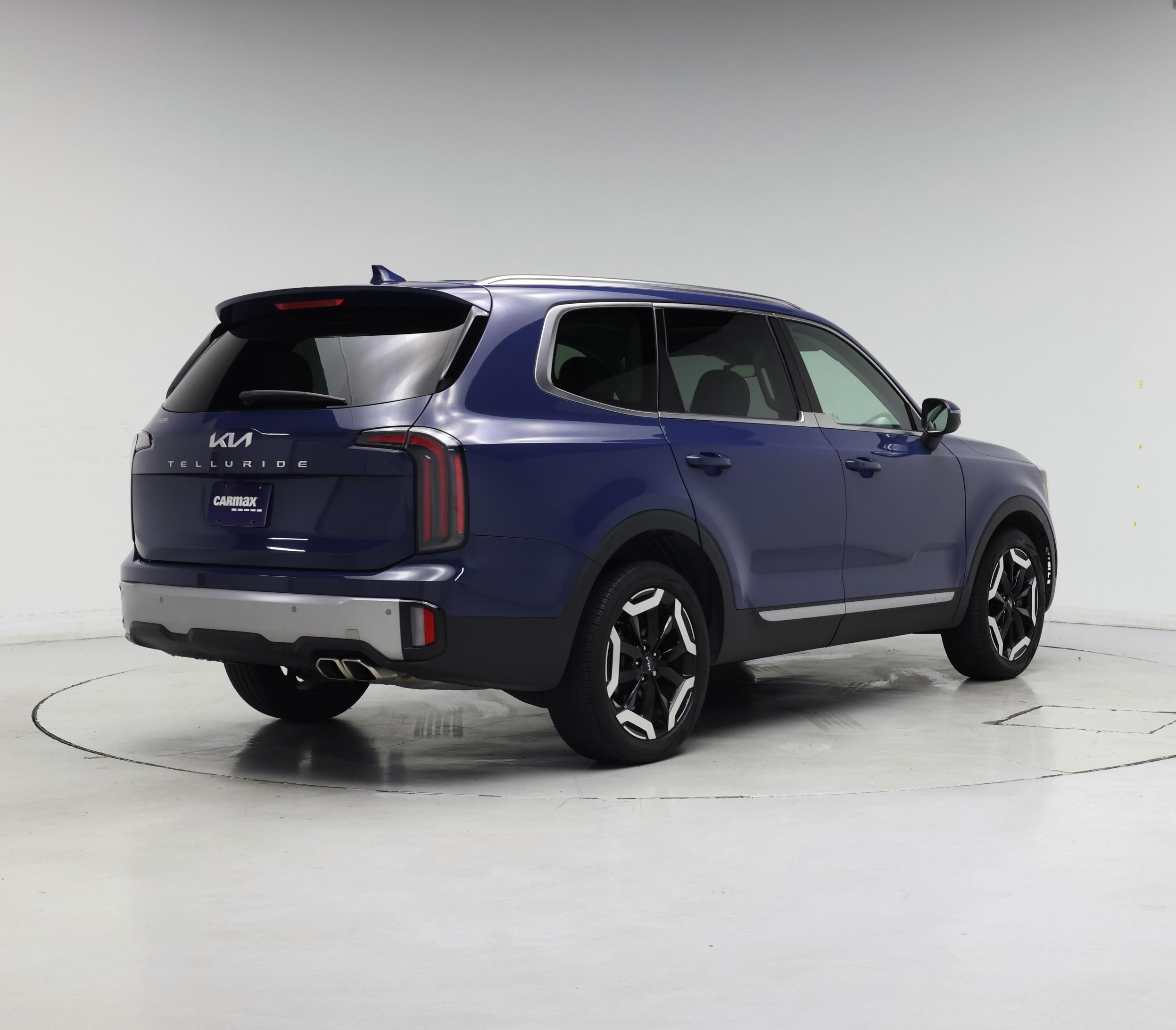 Thumbnail: 2023 Kia Telluride - 8
