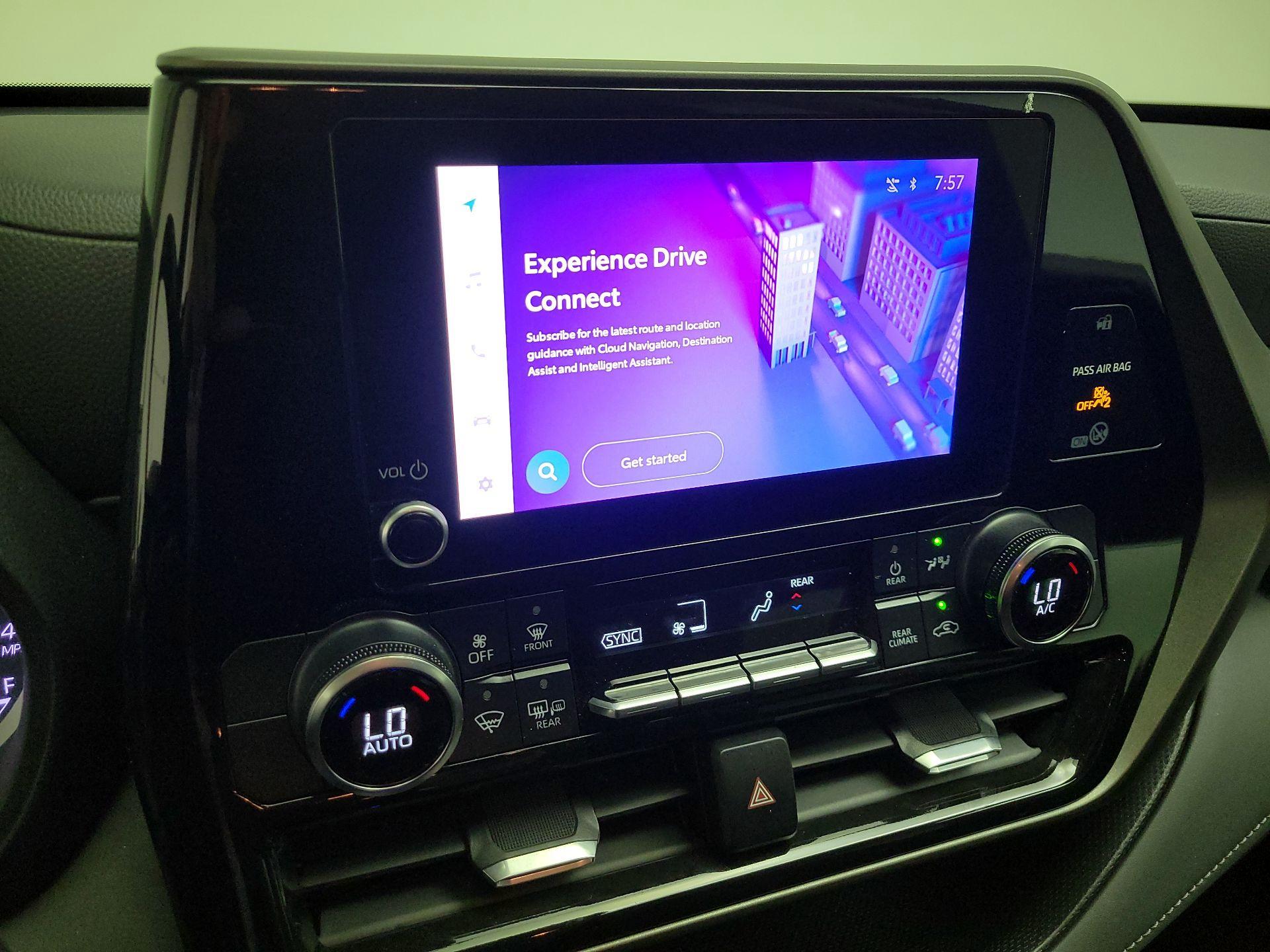 Thumbnail: 2023 Toyota Highlander - 14