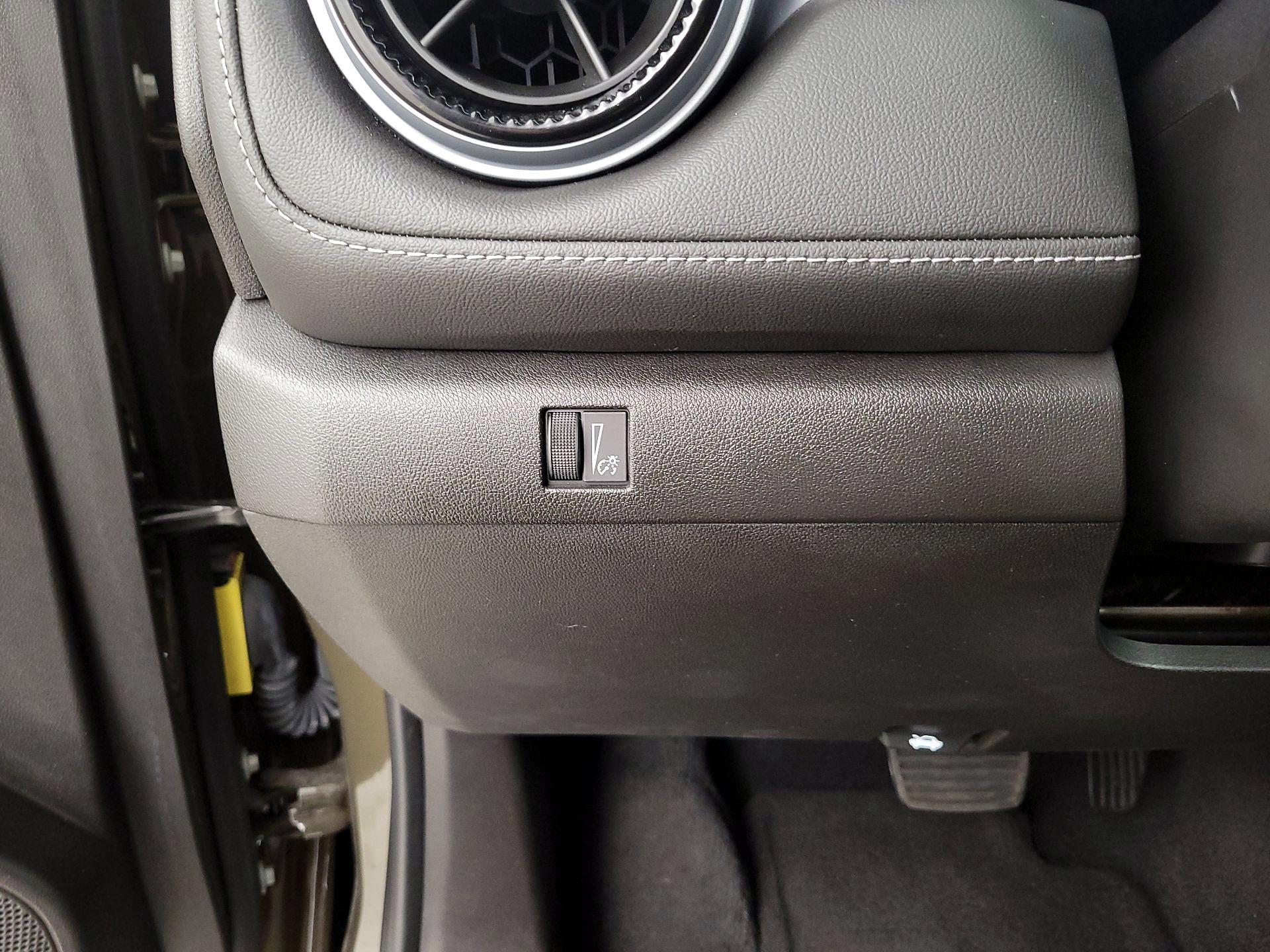 Thumbnail: 2024 Chevrolet Colorado - 13