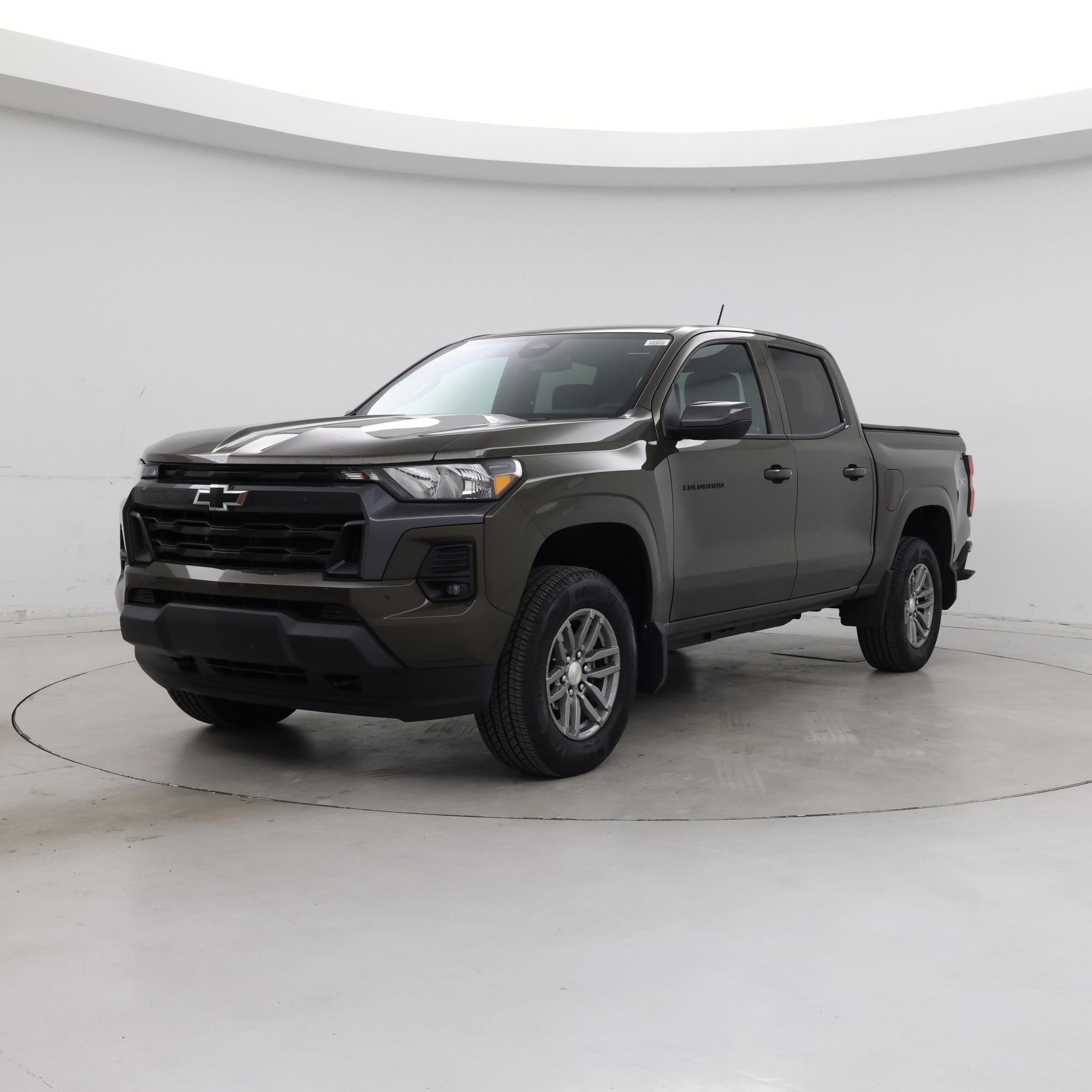 Thumbnail: 2024 Chevrolet Colorado - 4