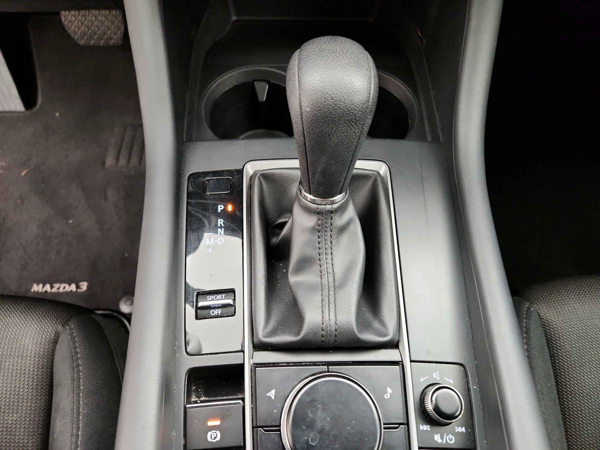 Thumbnail: 2020 Mazda Mazda3 - 17