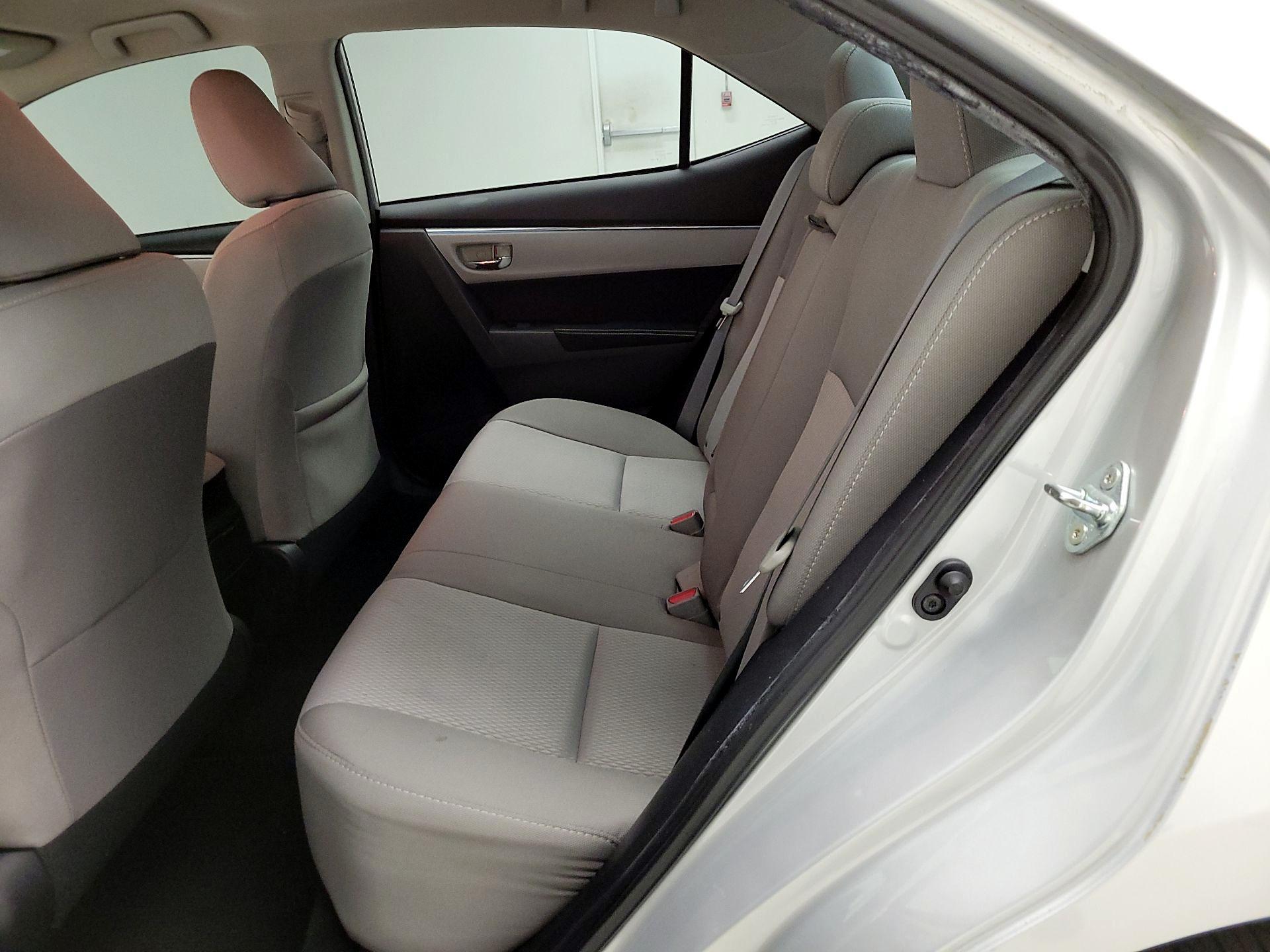 Thumbnail: 2015 Toyota Corolla - 19