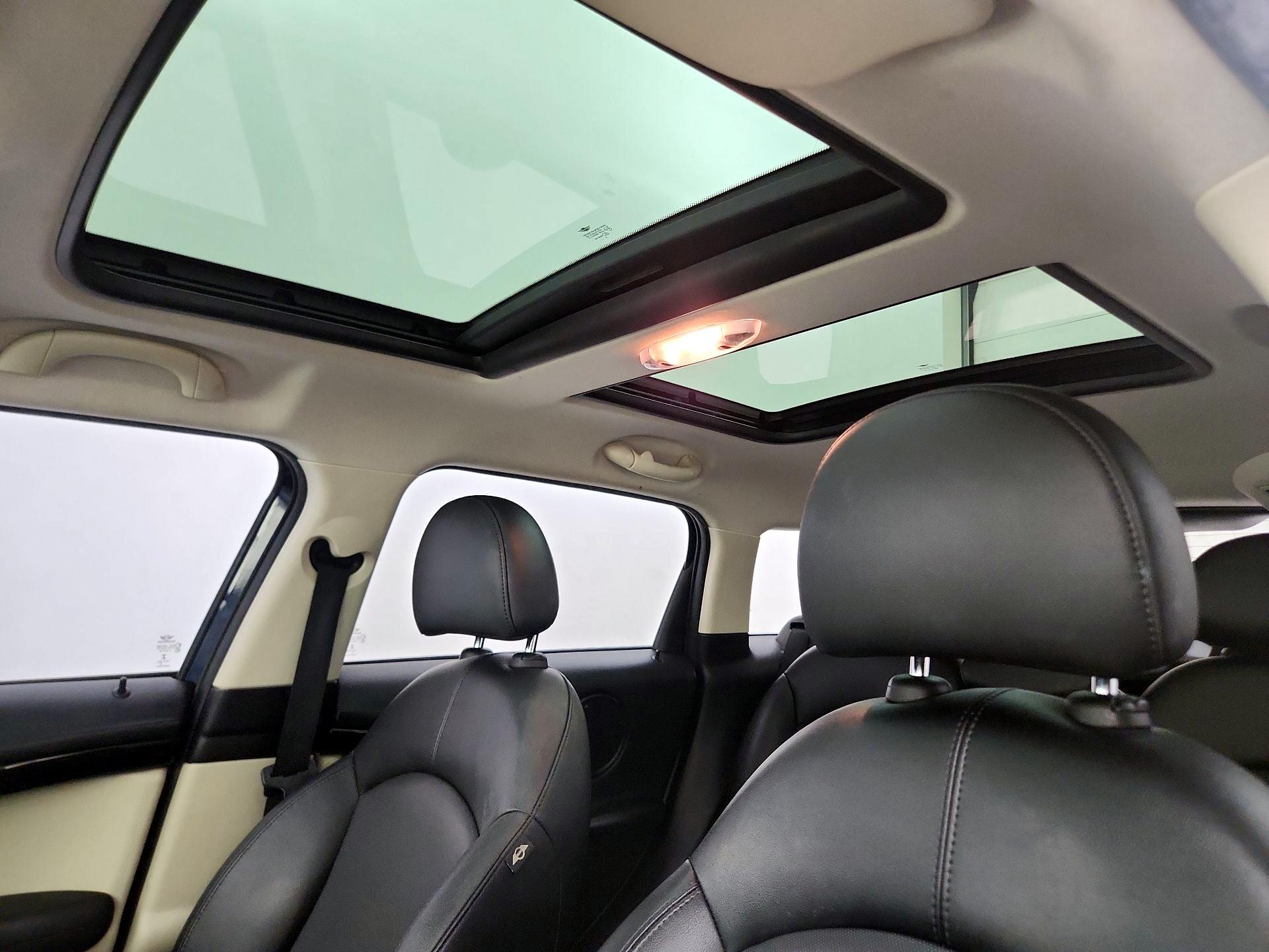 Thumbnail: 2016 MINI Cooper Countryman - 18