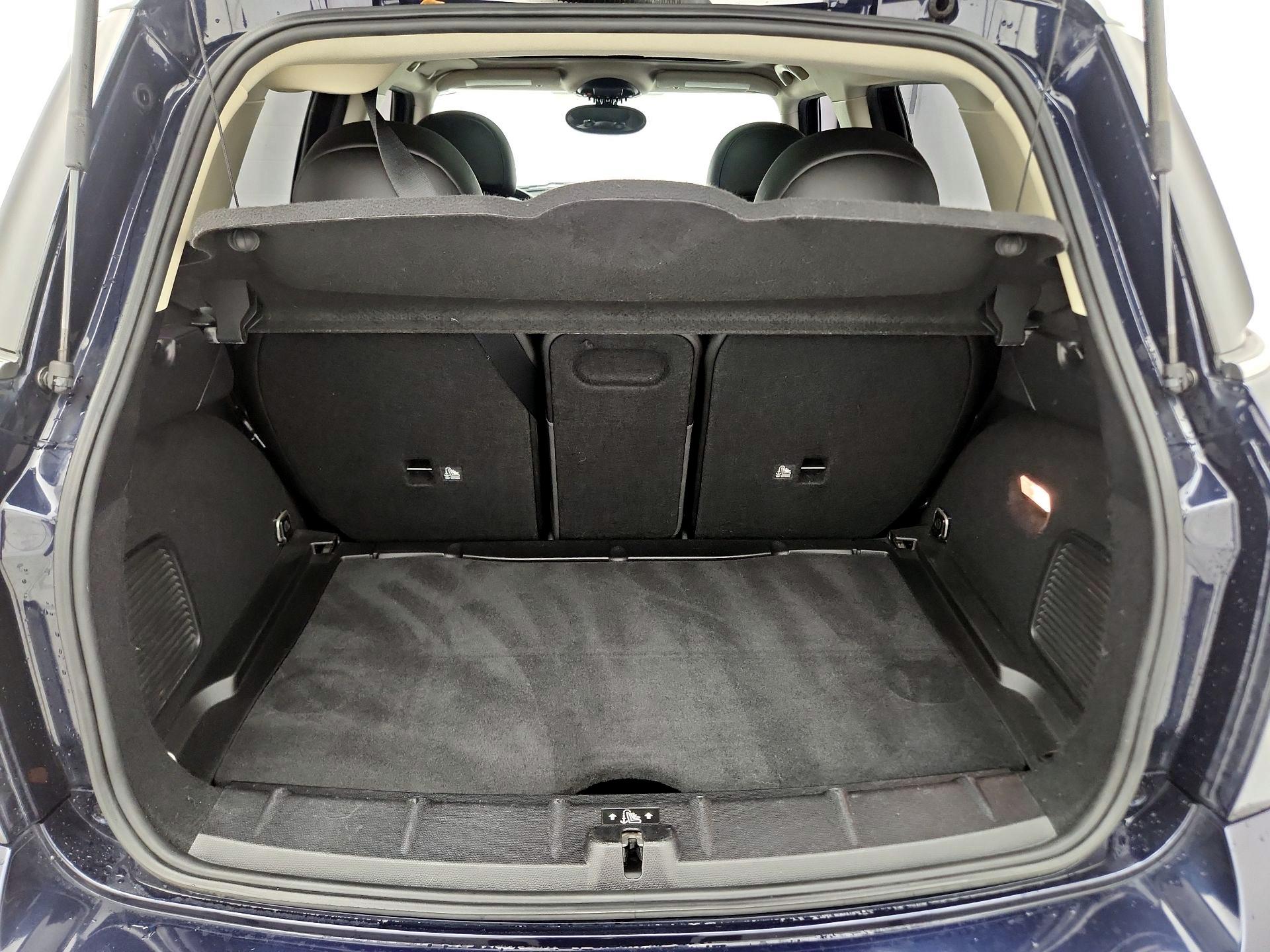 Thumbnail: 2016 MINI Cooper Countryman - 20