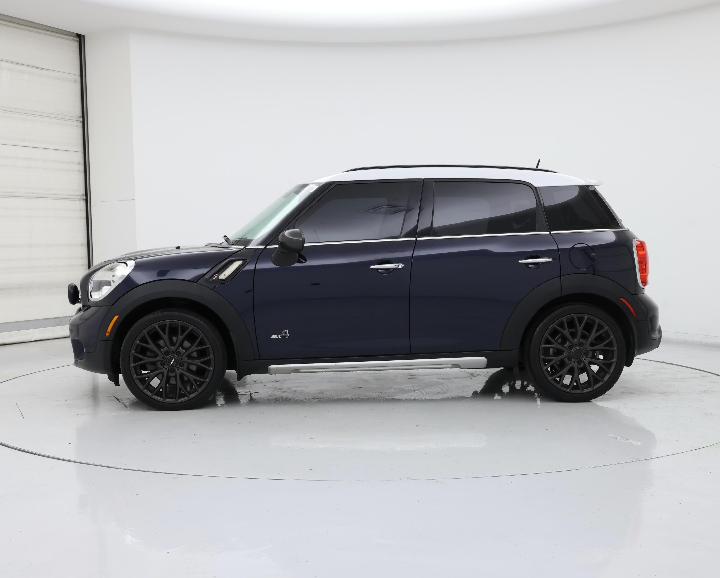 Thumbnail: 2016 MINI Cooper Countryman - 3
