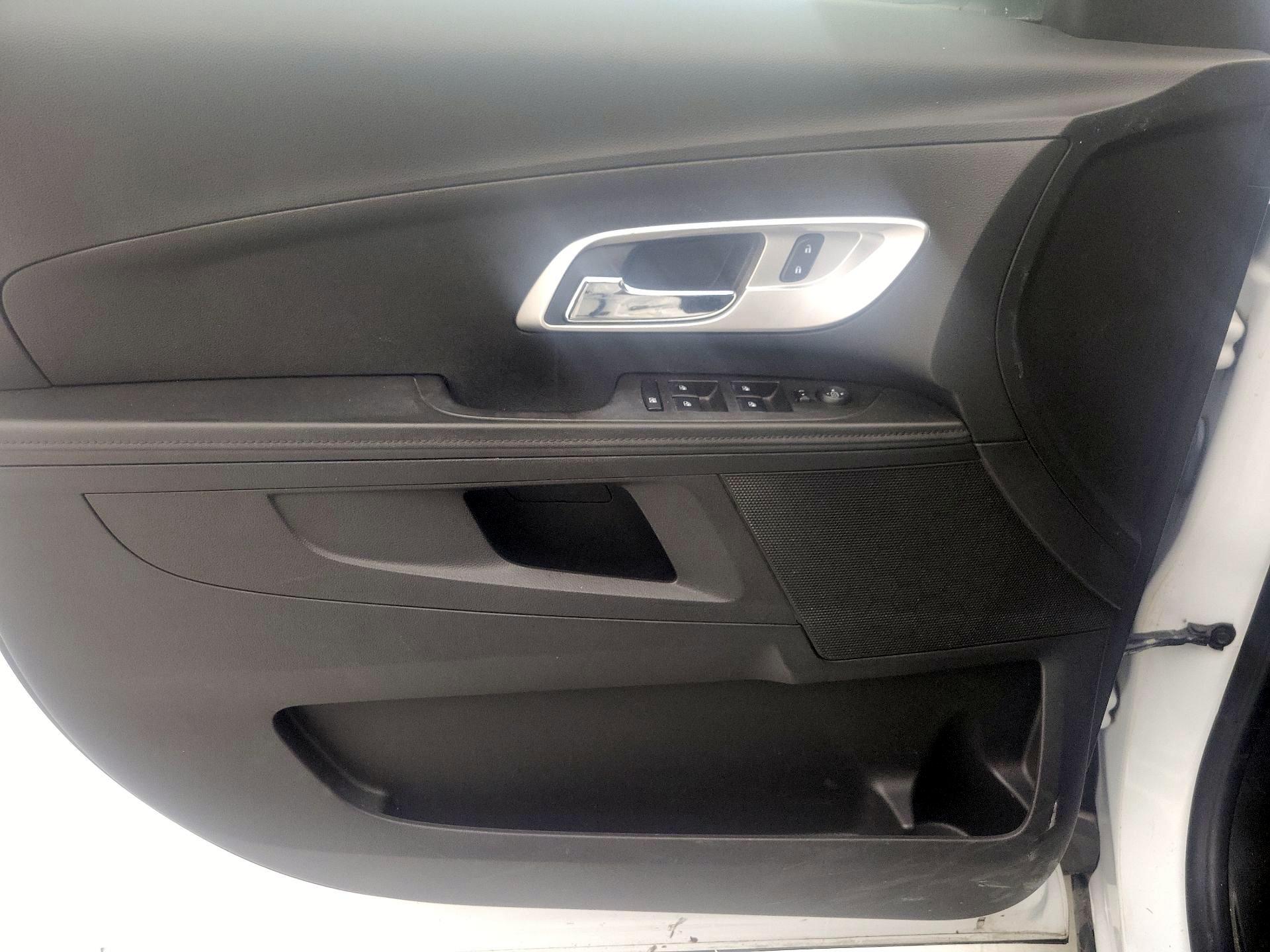 Thumbnail: 2014 Chevrolet Equinox - 12