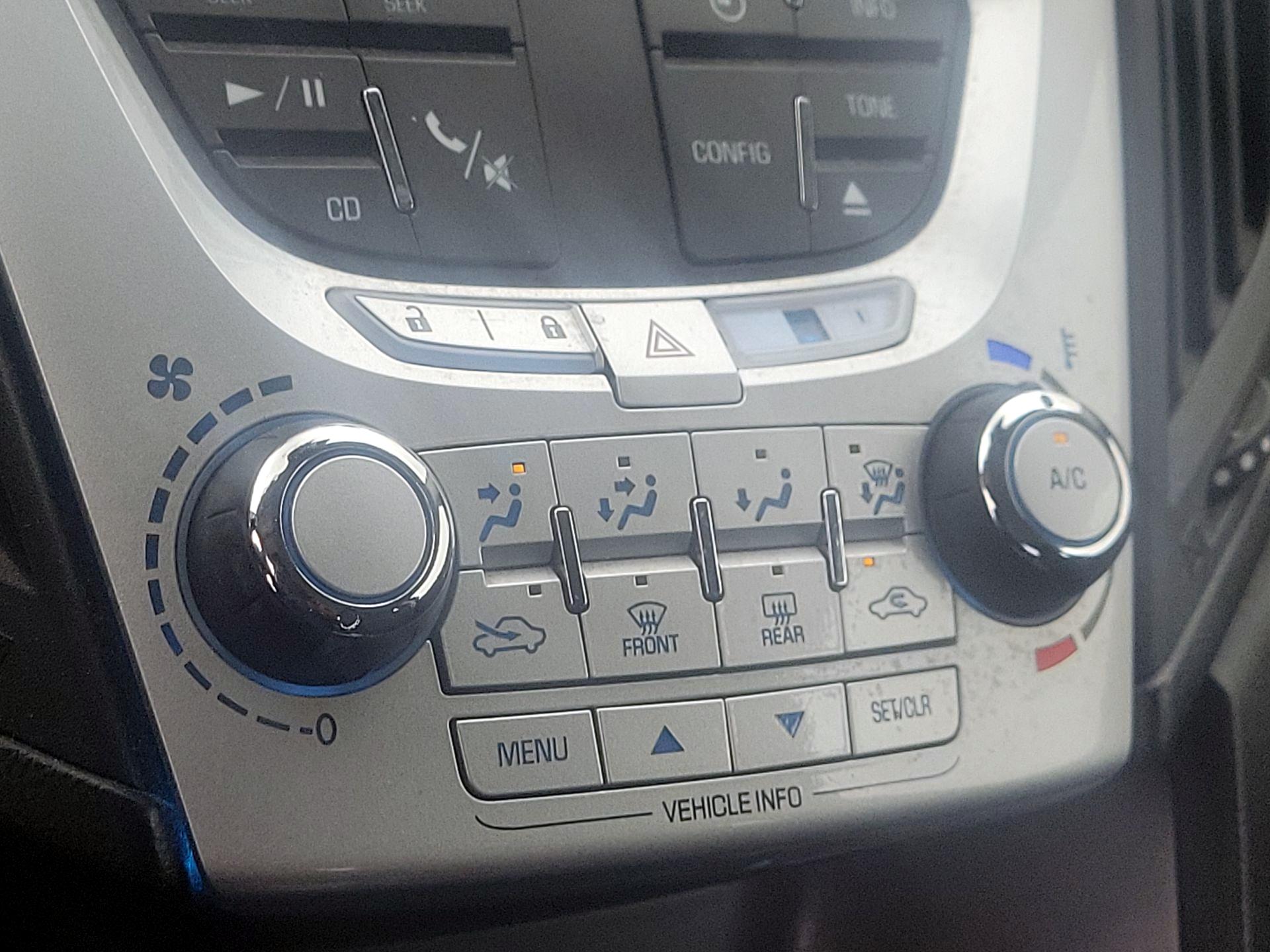 Thumbnail: 2014 Chevrolet Equinox - 14